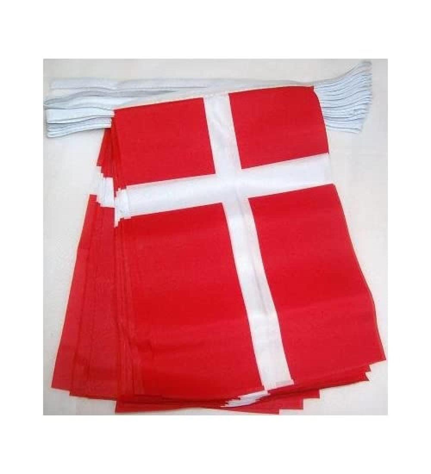 AZ FLAG FLAG CHAIN DENMARK 6 meters with 20 flags 21x14cm - DANISH garland flag chain 14 x 21 cm