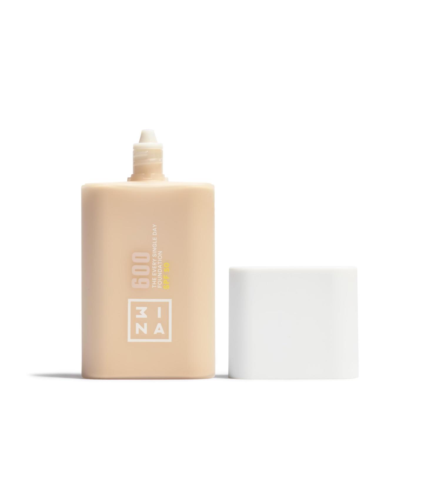  3ina 3INA MAKEUP - The Every Single Day Foundation SPF 50 600 - Extra light foundation with neutral tones SPF 50 and 2% Niacinamide - Buildable coverage - Vegan - Cruelty-free - Buy Online on GoSupps.com