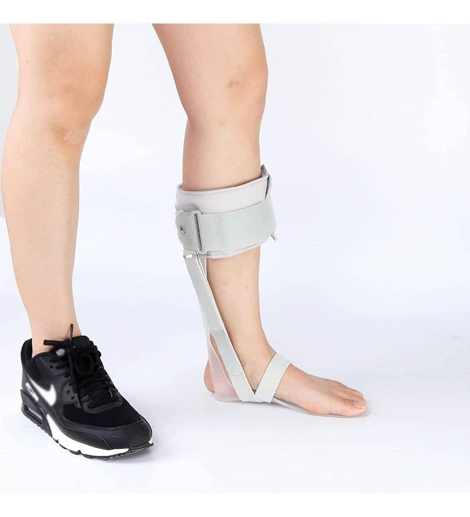 Adjustable Ankle Foot Orthosis for Drop Foot | Stabiliser for Flaccid Foot & Dorsiflexion - Medium Right - Buy Online on GoSupps.com