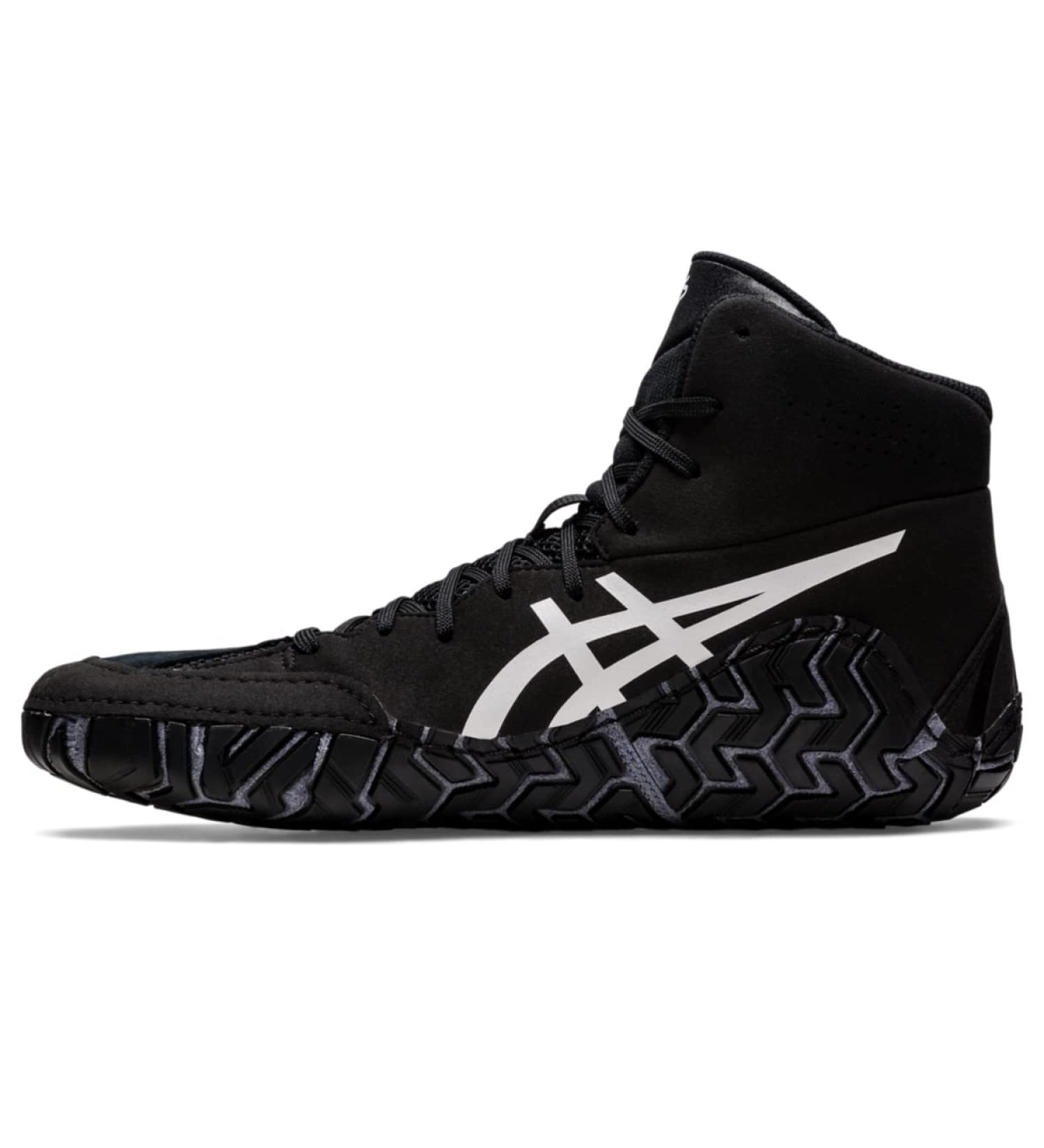ASICS Men's Aggressor 5 Wrestling Shoes 10 - Black/White | Top Performance Gear - Buy Online on GoSupps.com