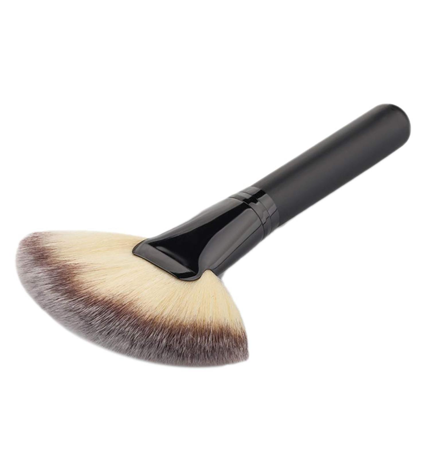 Demarkt Fan Makeup Brush - Best Blush & Face Powder Brush for Flawless Application | International Shipping Available - Buy Online on GoSupps.com