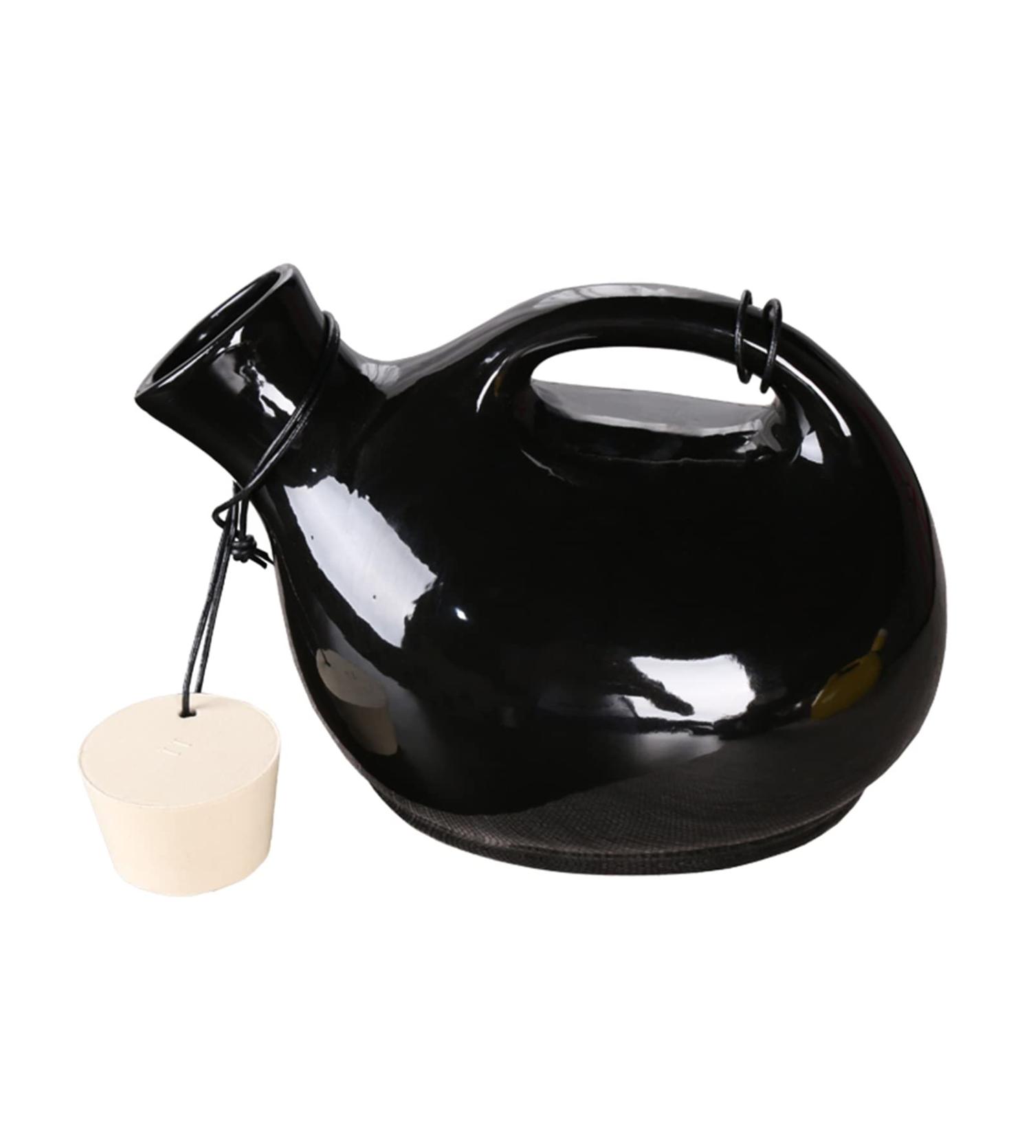 Mobile Toilet Potty Pee Urine Bottle Portable Urine Bottles for Men 2500ML Leak Proof Household Urinal - Buy Online on GoSupps.com