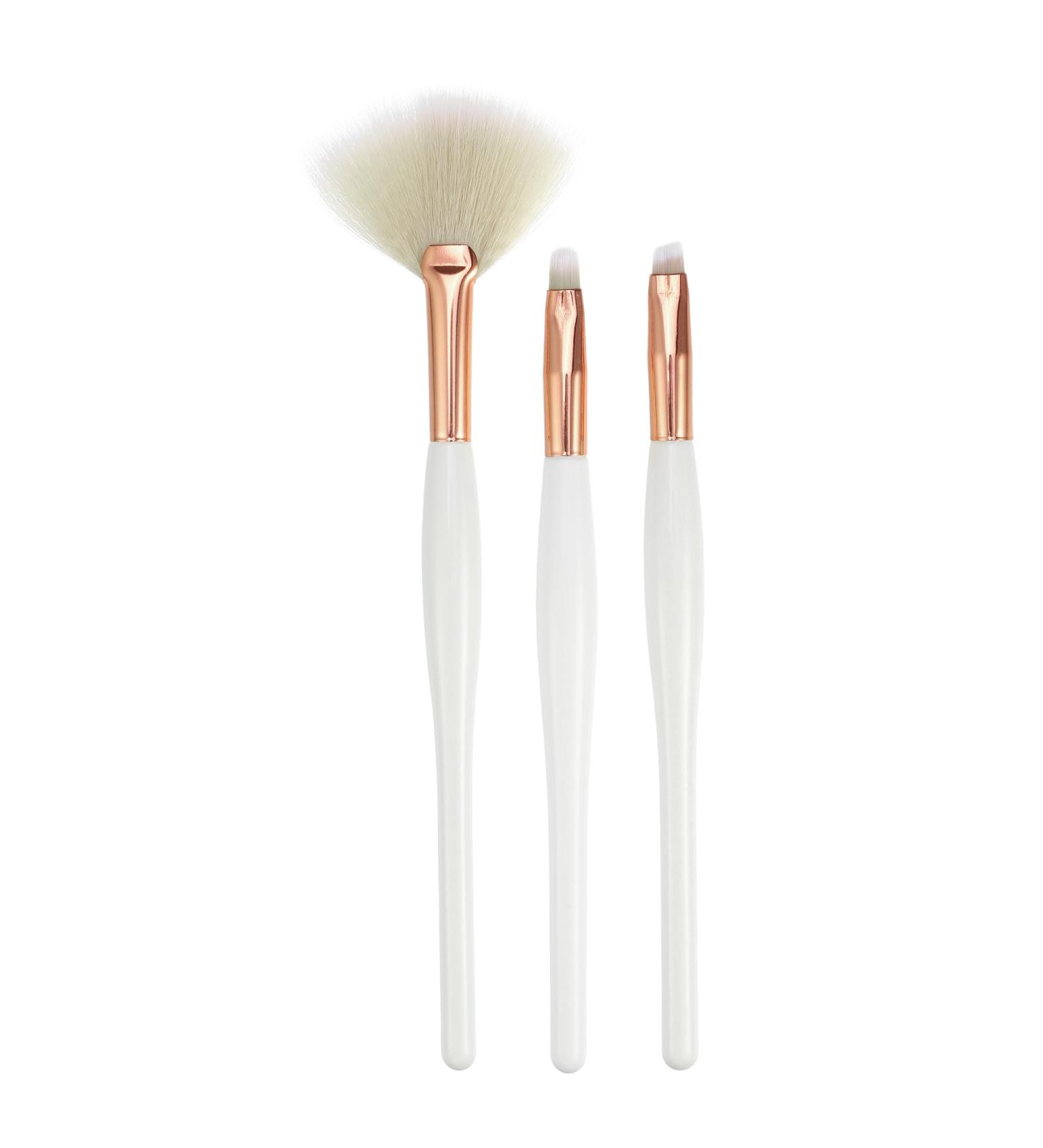 VOCOSTE 3pcs Makeup Brush Set - Face Concealer Eyeshadow Smudger & Highlighter Brushes | Premium Quality with Wooden Handles - Perfect for Flawless Makeup Application - Buy Online on GoSupps.com