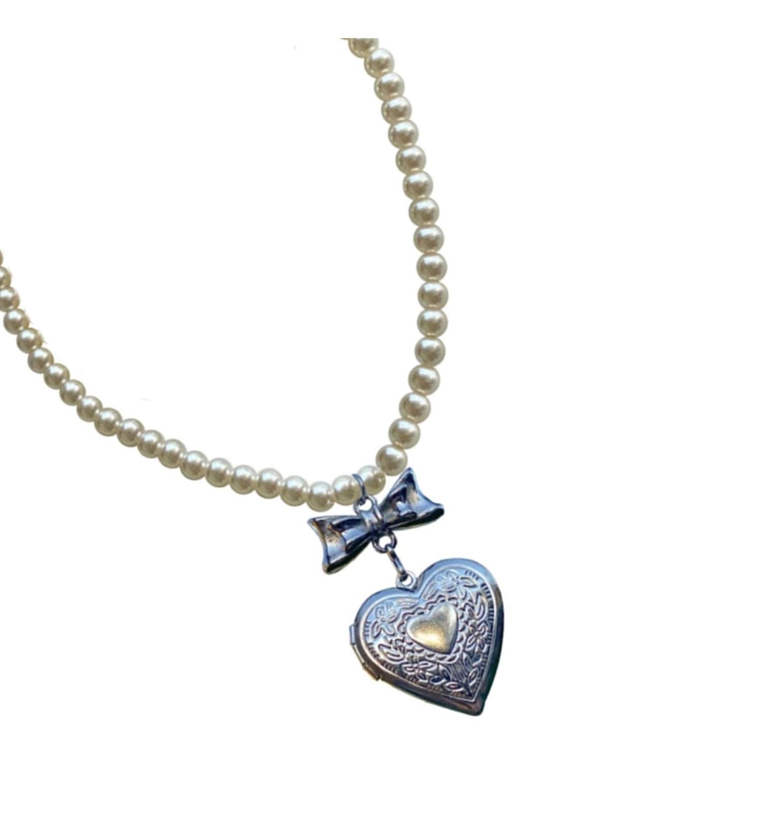 Oralgos Vintage Heart Loop Necklace - Fashionable Collarbone Chain & Pearl Choker | Statement Jewelry for Every Occasion - Buy Online on GoSupps.com