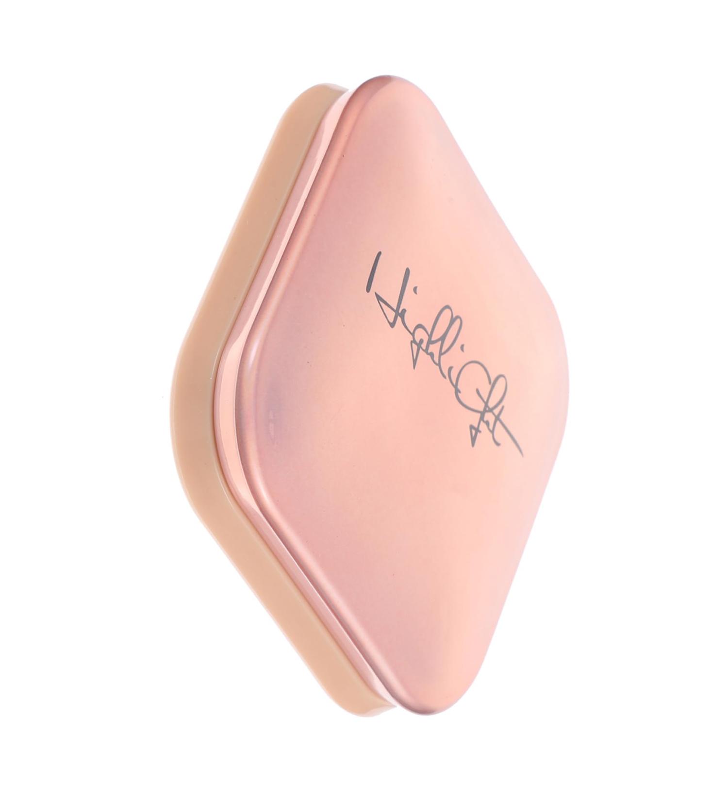 DOITOOL Highlighter Body Shimmer Glitter Face Powder Compact Body Makeup High Disc Miss Flash Makeup Palette - Buy Online on GoSupps.com