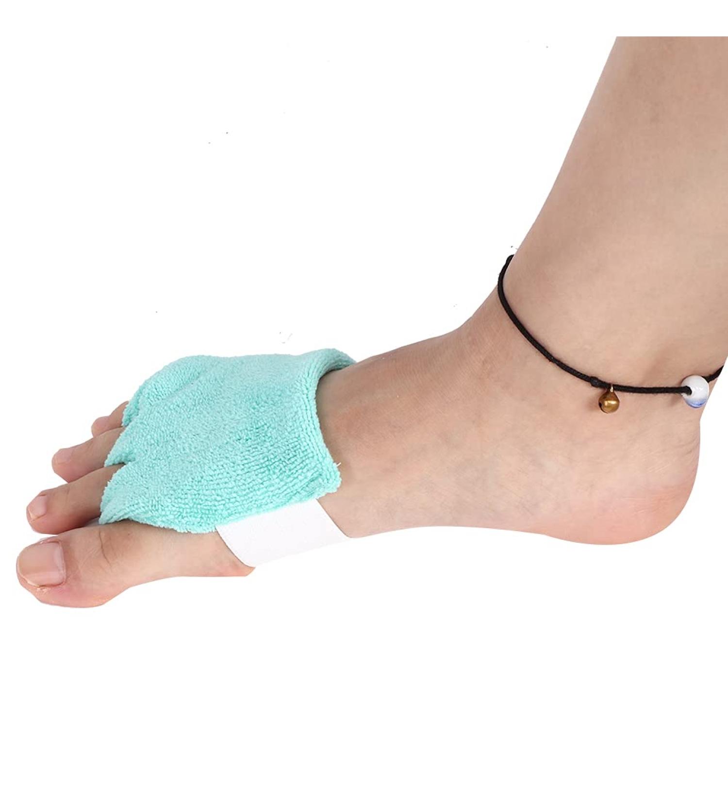 Multicolored Toe Separator Pillows & Socks for Seniors | Anti-Pressure Ulcer Toe Correction Pads for Nail Art & Manicure Green - Buy Online on GoSupps.com