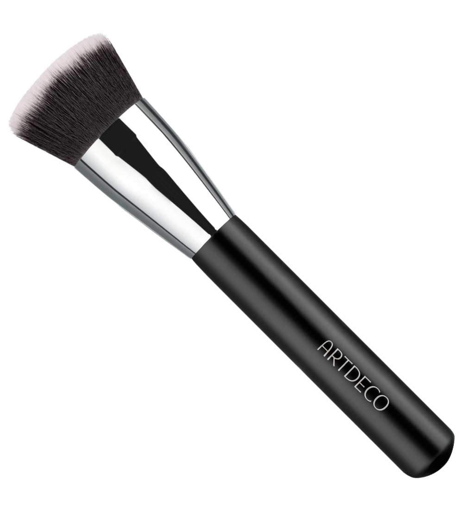ARTDECO Medium Oval Brush - Premium Make-up Brush for Blending & Contouring | 1 Piece - International Shipping Available - Buy Online on GoSupps.com