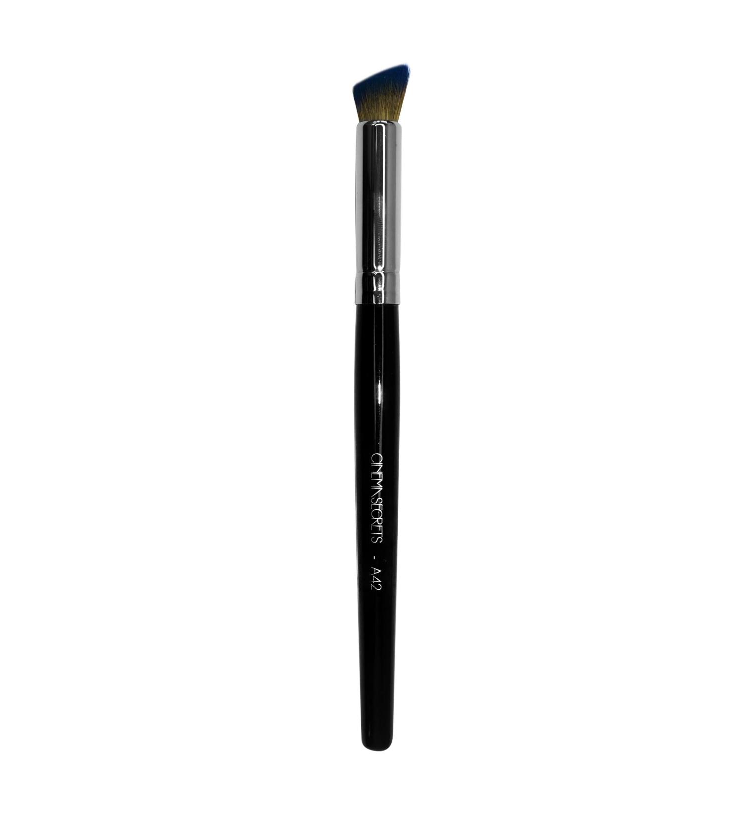 Cinema Secrets A42 Angled Concealer Brush - Perfect for Flawless Makeup Application | International Shipping Available - Buy Online on GoSupps.com