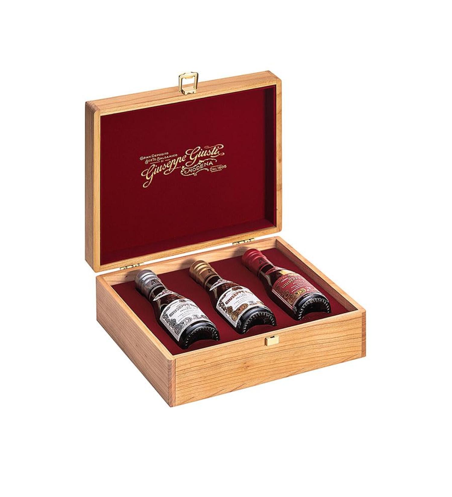  Giuseppe Giusti Tris Giusti Modena Balsamic Vinegar - Classic Riccardo Giusti Quarto Centenario 100 ml x 3 - Buy Online on GoSupps.com