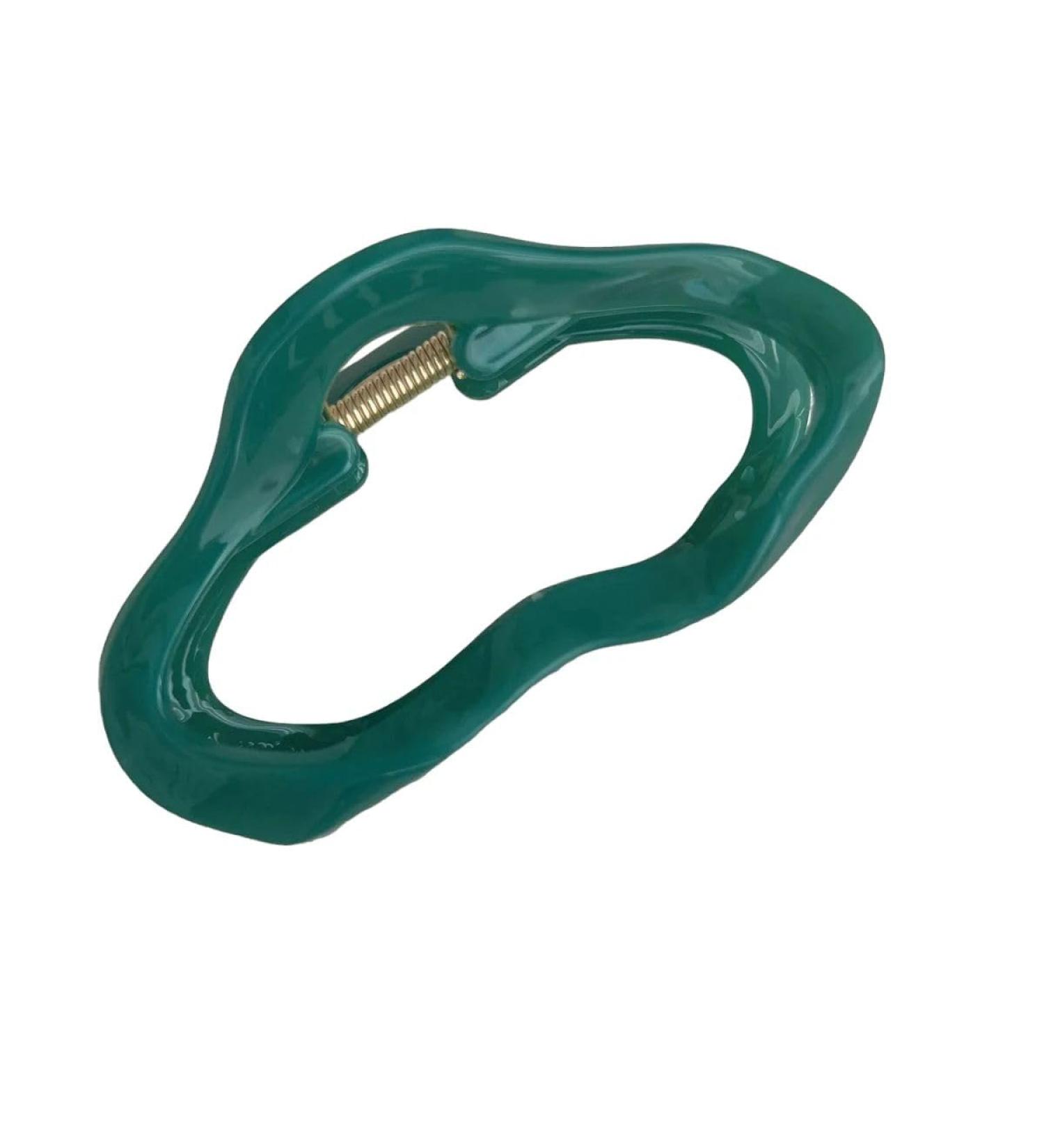 New 2025 Irregular Hollow Out Hair Claws Clips Women New for Fashion Tortoiseshell Large Crab Hair Clamps Barrettes Clips Hair Accessories Jewelry Fashion Accessories Creative Gift - Buy Online on GoSupps.com