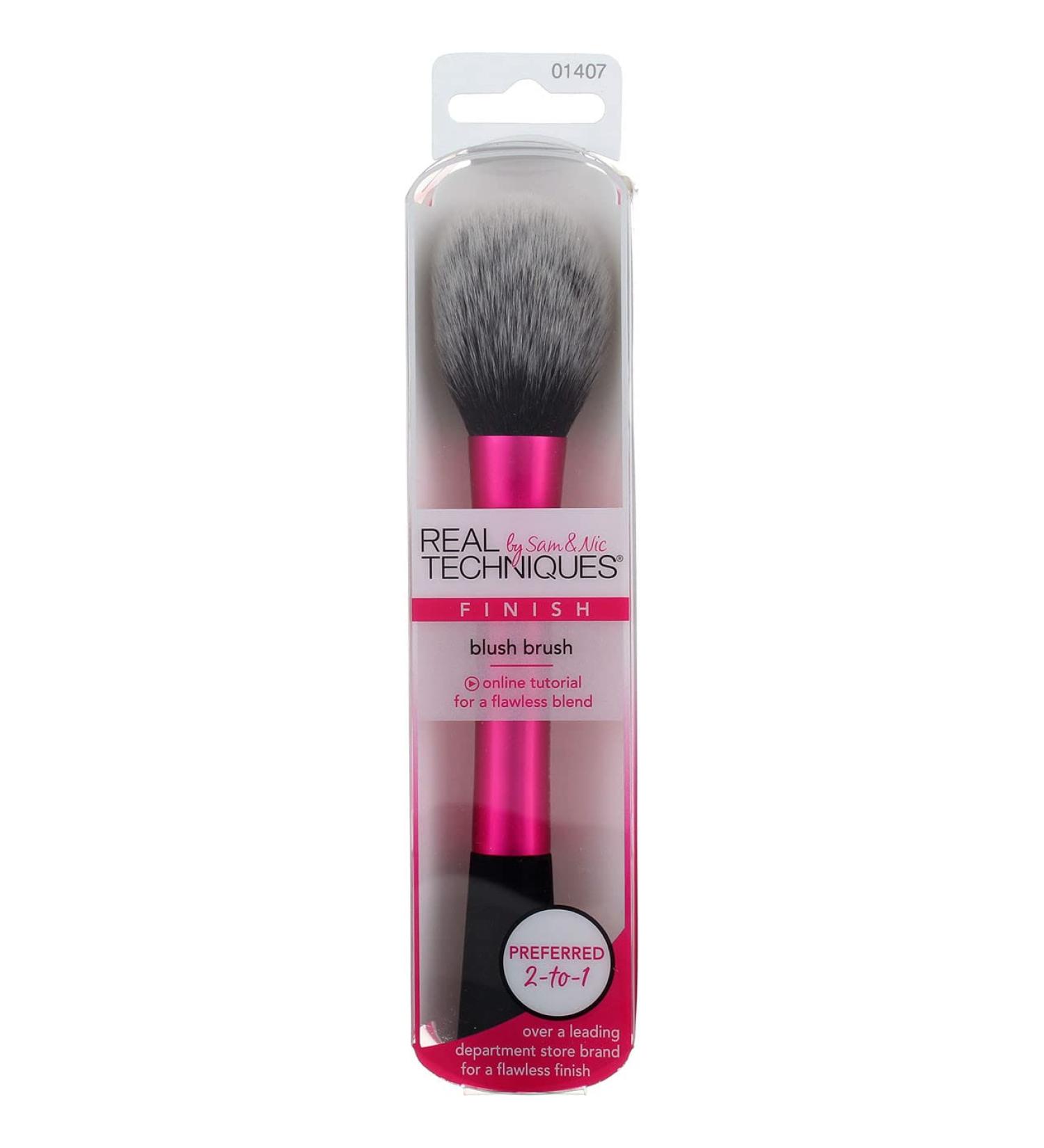 Real Techniques Blush Brush - Professional Colour Powder Blending Brocha Para Maquillaje - Buy Online on GoSupps.com