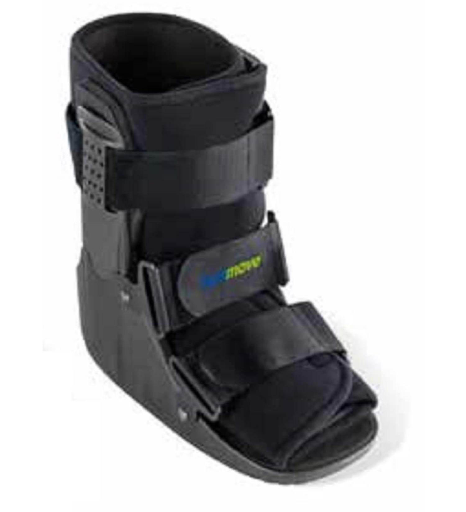 Actimove Standard Walker Low Black X-Small (Mens: 4.5 Womens: 6)