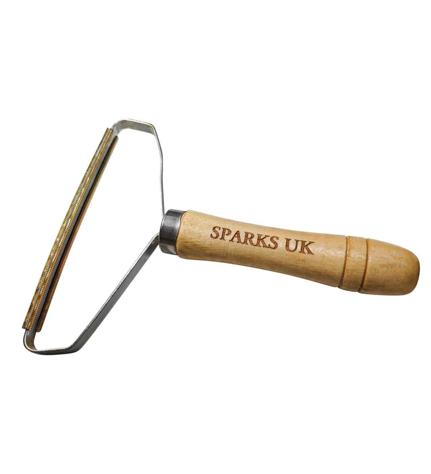 2 pcs Lint Remover on Carpet Clothes Fabric Pets Dog Hair Remover cat Hair Remover Double Sided Blade Carpet Scraper pet Hair Remover Fuzz Ball Remover (UK Seller) - Buy Online on GoSupps.com