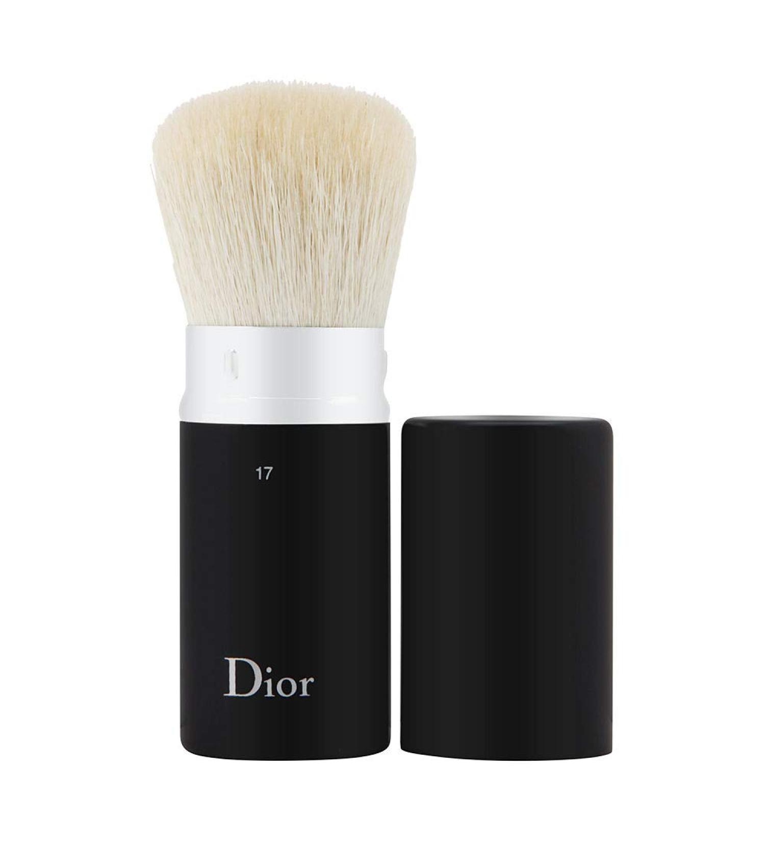 Dior No. 17 - Kabuki.
