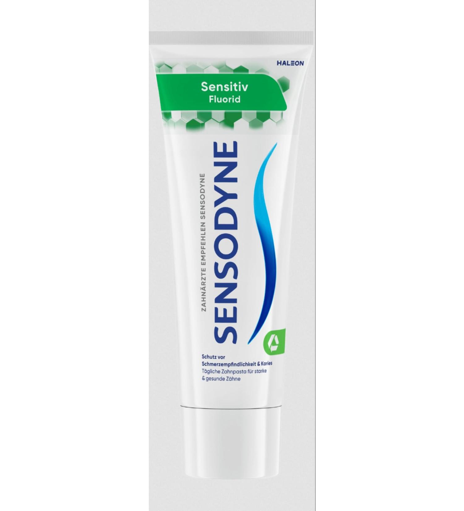 Sensodyne Sensodyne Sensitive Fluoride Toothpaste 75ml Daily toothpaste for sensitive teeth and pain