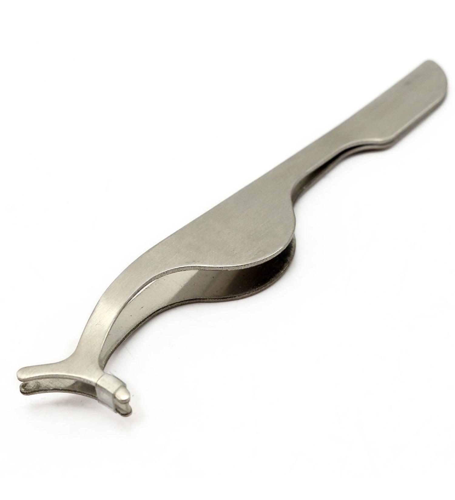 Neverland Beauty False Eyelashes & Bushel Aid Tweezers - Premium Eyelash Application Tool in Silver | International Shipping - Buy Online on GoSupps.com