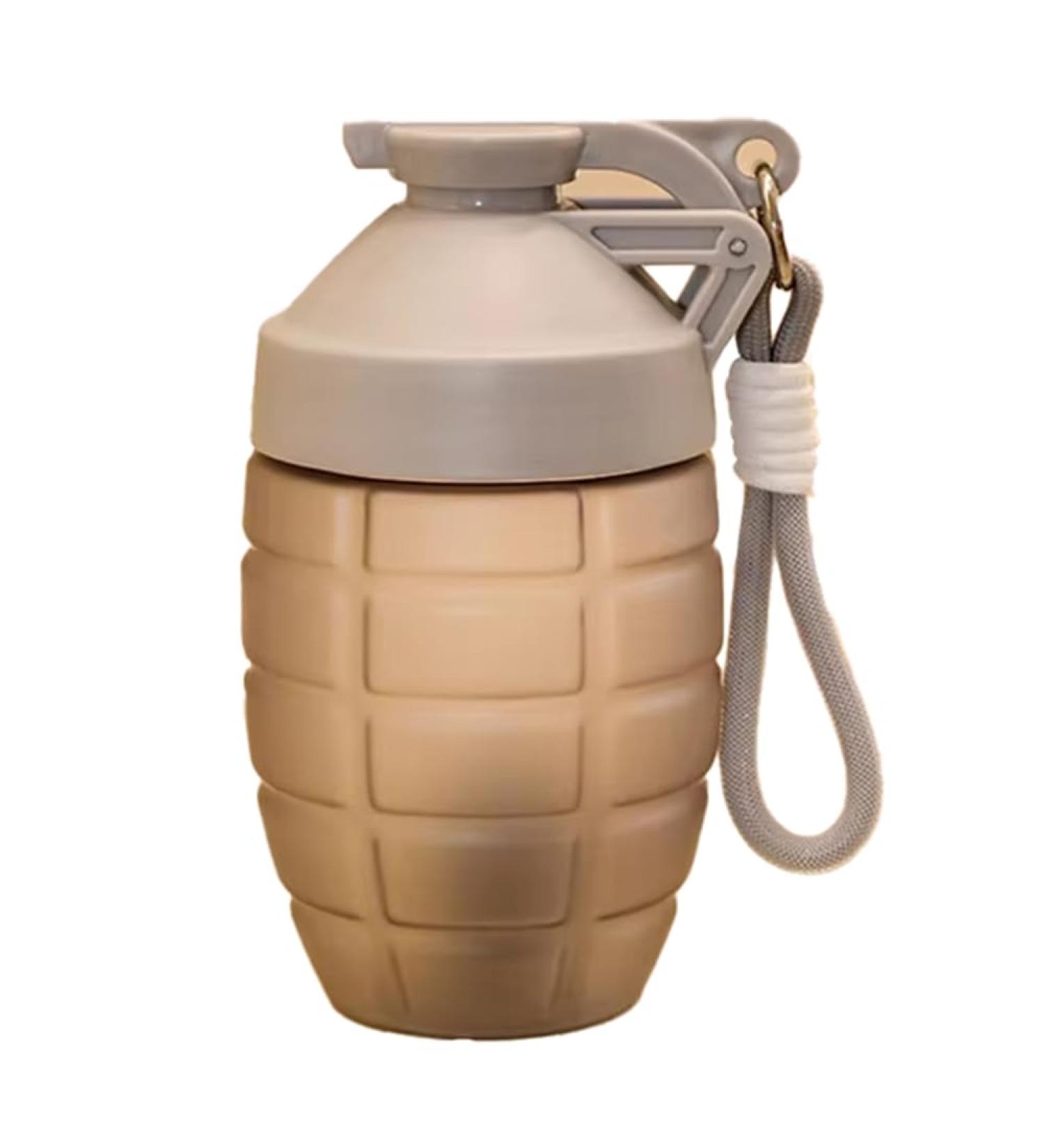 Bouteille de Shake Grande Capacit pour Les Passionn s de Fitness Id ale pour Les Shakes de Poudre de Prot ine. - Buy Online on GoSupps.com