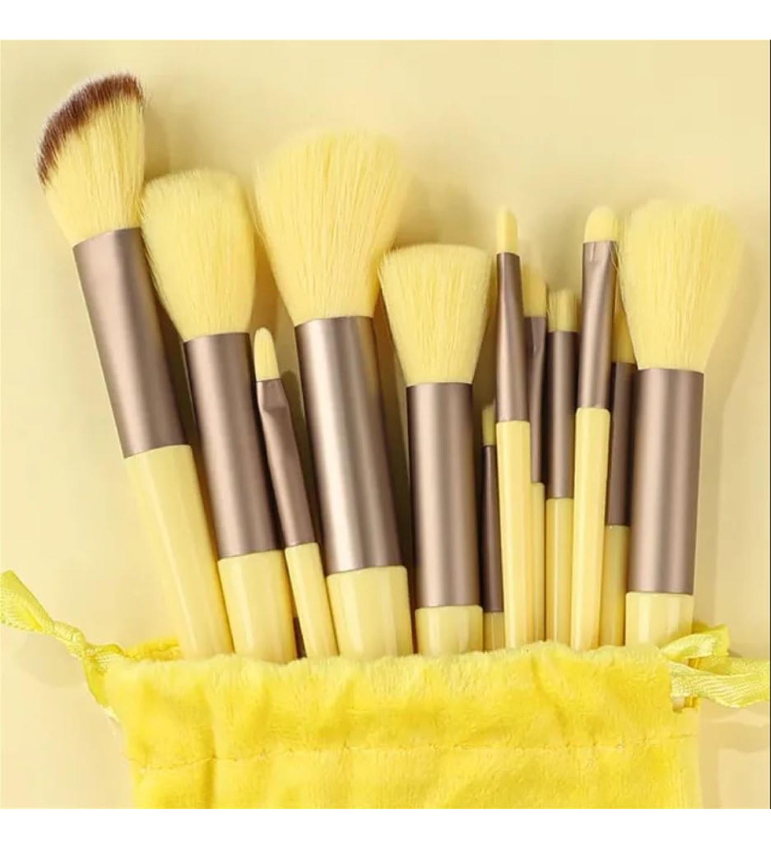 Introducing makeup brushes set designed to enhance your beauty routine. Made with soft and synthetic bristles these brushes are perfect for applying and blending makeup seamlessly.