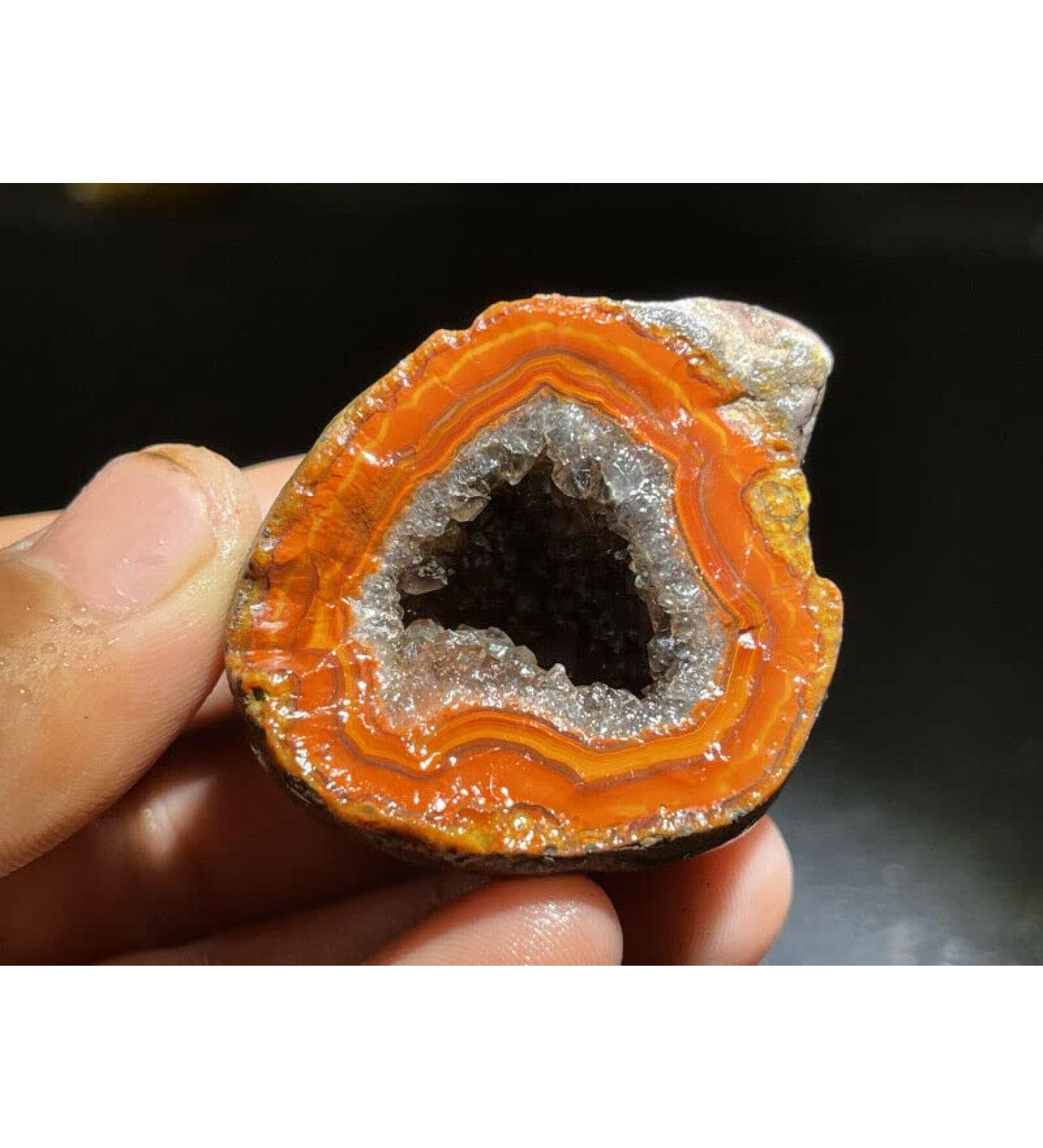 Natural Crystal Rough Red Battle Blood Agate Rough China Agate Crystal Achat Geode Specimen 59g RD23 - Buy Online on GoSupps.com