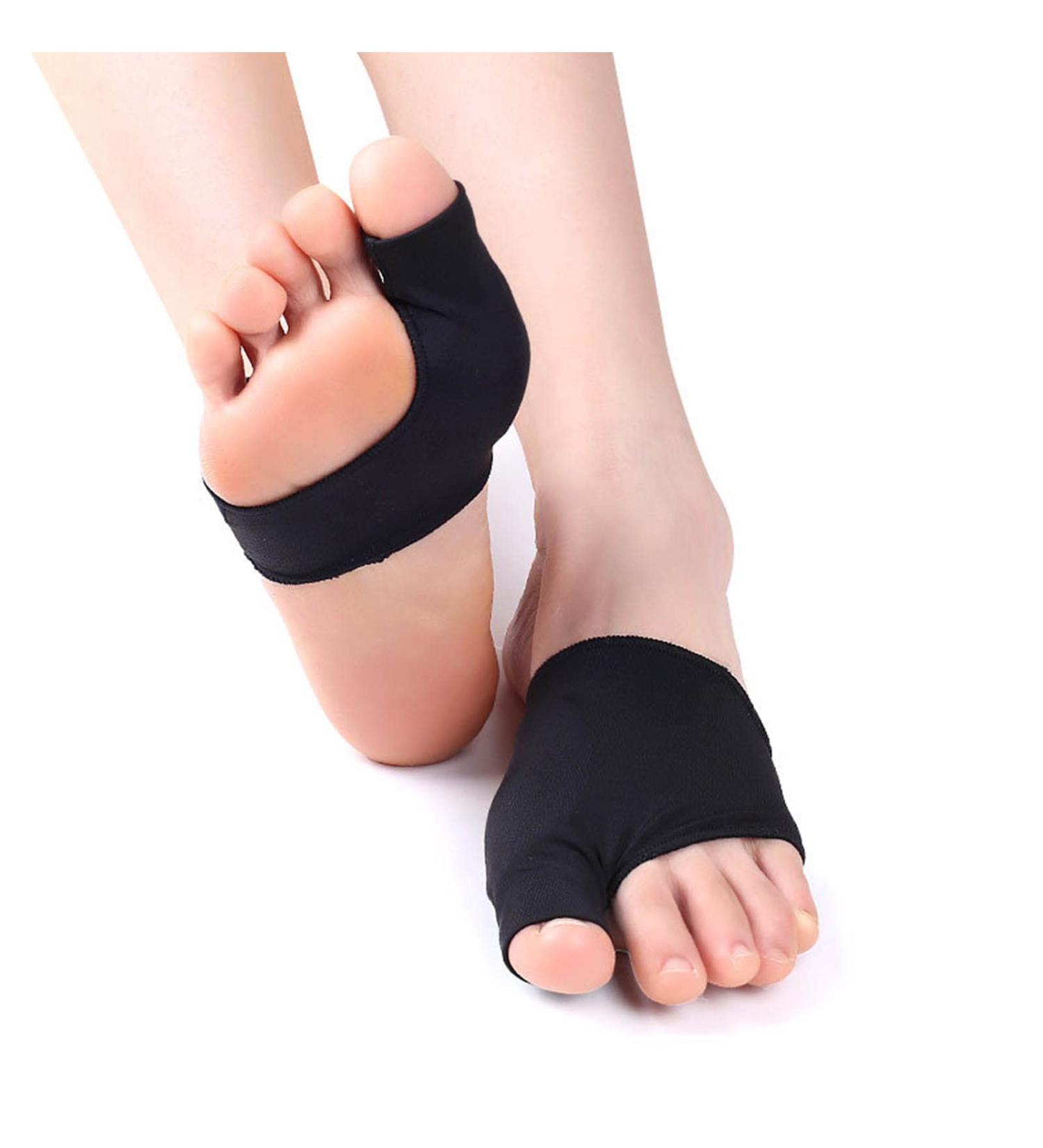 Bunion Corrector Sleeve for Hallux Valgus Relief - Stretchy Big Toe Separator Sock in Black, Size 35-39 - Buy Online on GoSupps.com