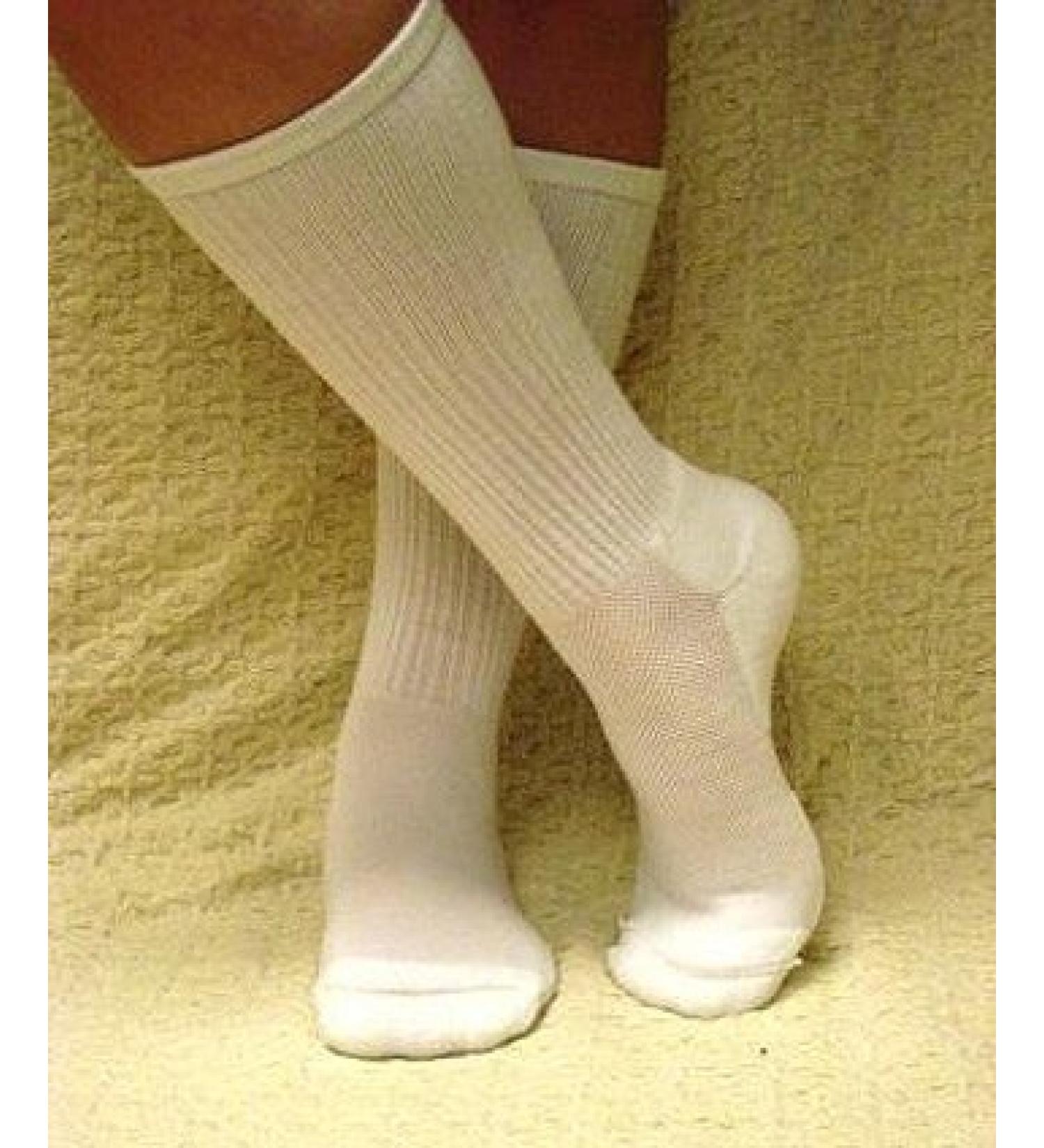 MDI J-800 Roomy Diabetic Socks - White Crew  Large