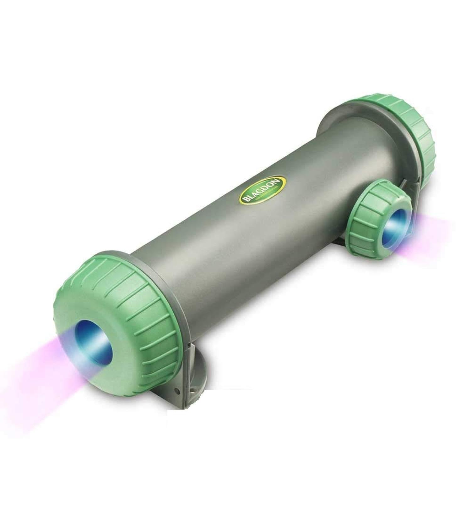 Blagdon 5W Mini-Pond UV Clarifier in Black - Powerful 5W UV light for Clear Water - Buy Online on GoSupps.com