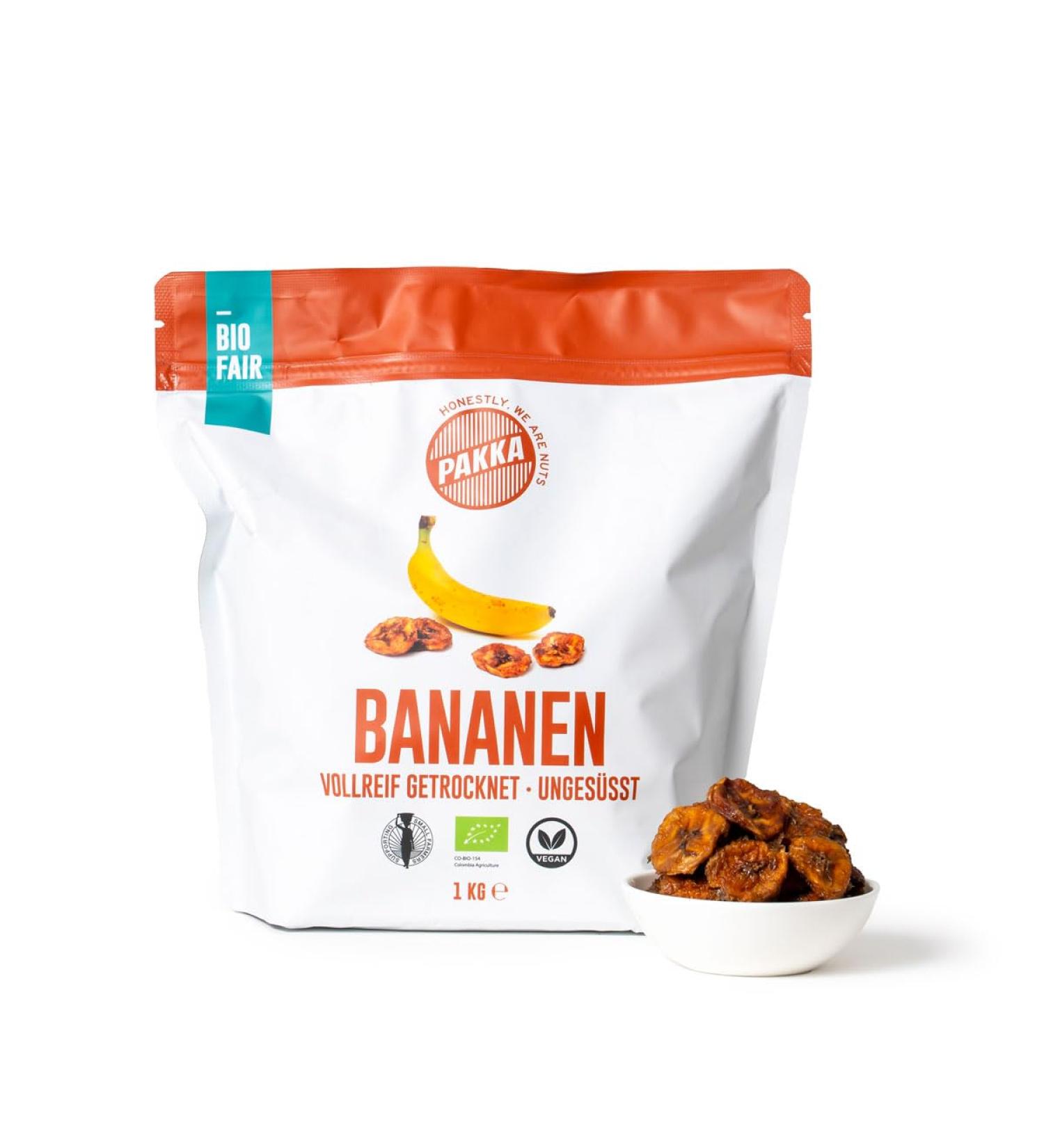  pakka PAKKA Organic Fair Trade Bananas 1 kg organic and fair trade bananas unsweetened unsulfured grown and bottled directly by the producer in Colombia vegan 1000 g - Buy Online on GoSupps.com