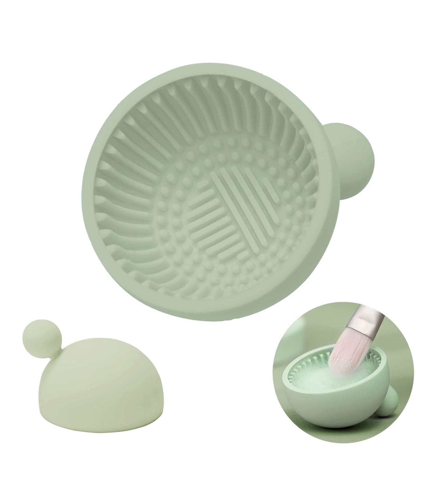 Pubcontti Silicone Makeup Brush Cleaner Mat - Portable Cleaning Tool for Cosmetics - Easy Clean - Green - Buy Online on GoSupps.com