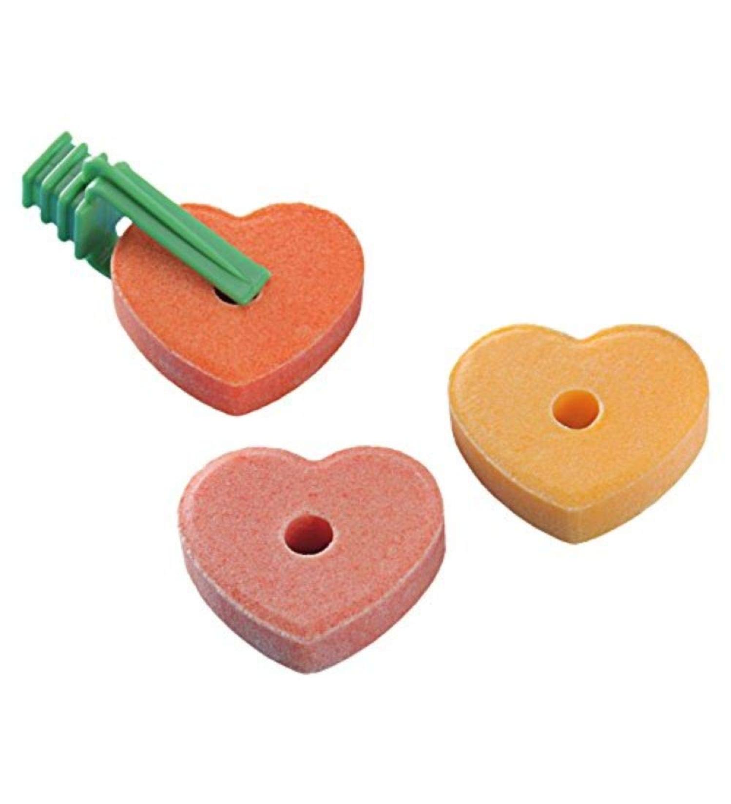 Nobby salt lick "Heart" with holder pack of 3 30 g each