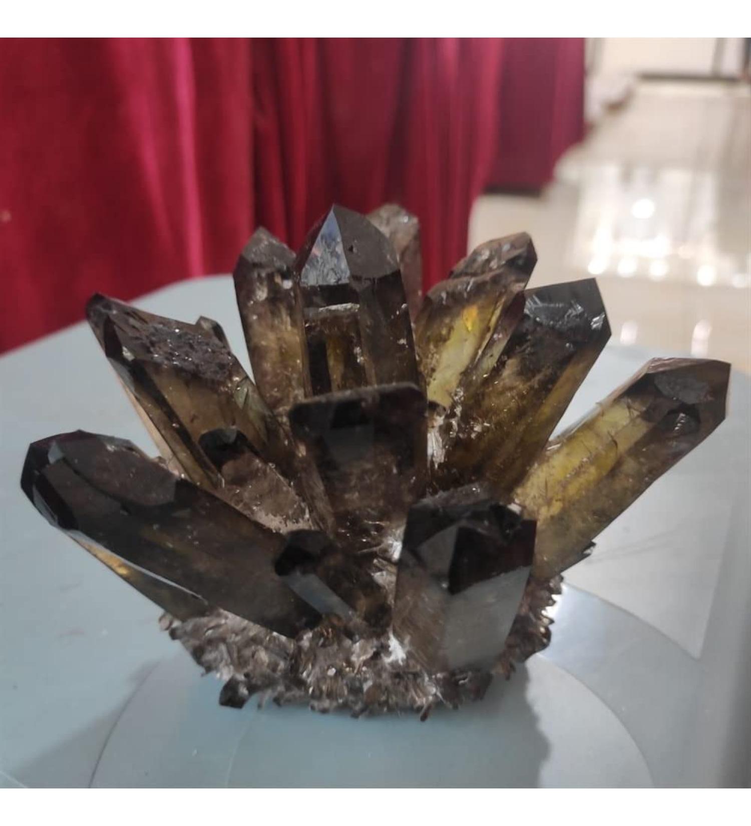 Crystal Hole Specimen Healed 1pcs Hot Reiki Quartz Cluster Natural Cairngorm Crystals Flowers Smoky Quartz Cluster As a Gift Crystal Hole (Size : 350-450g) - Buy Online on GoSupps.com