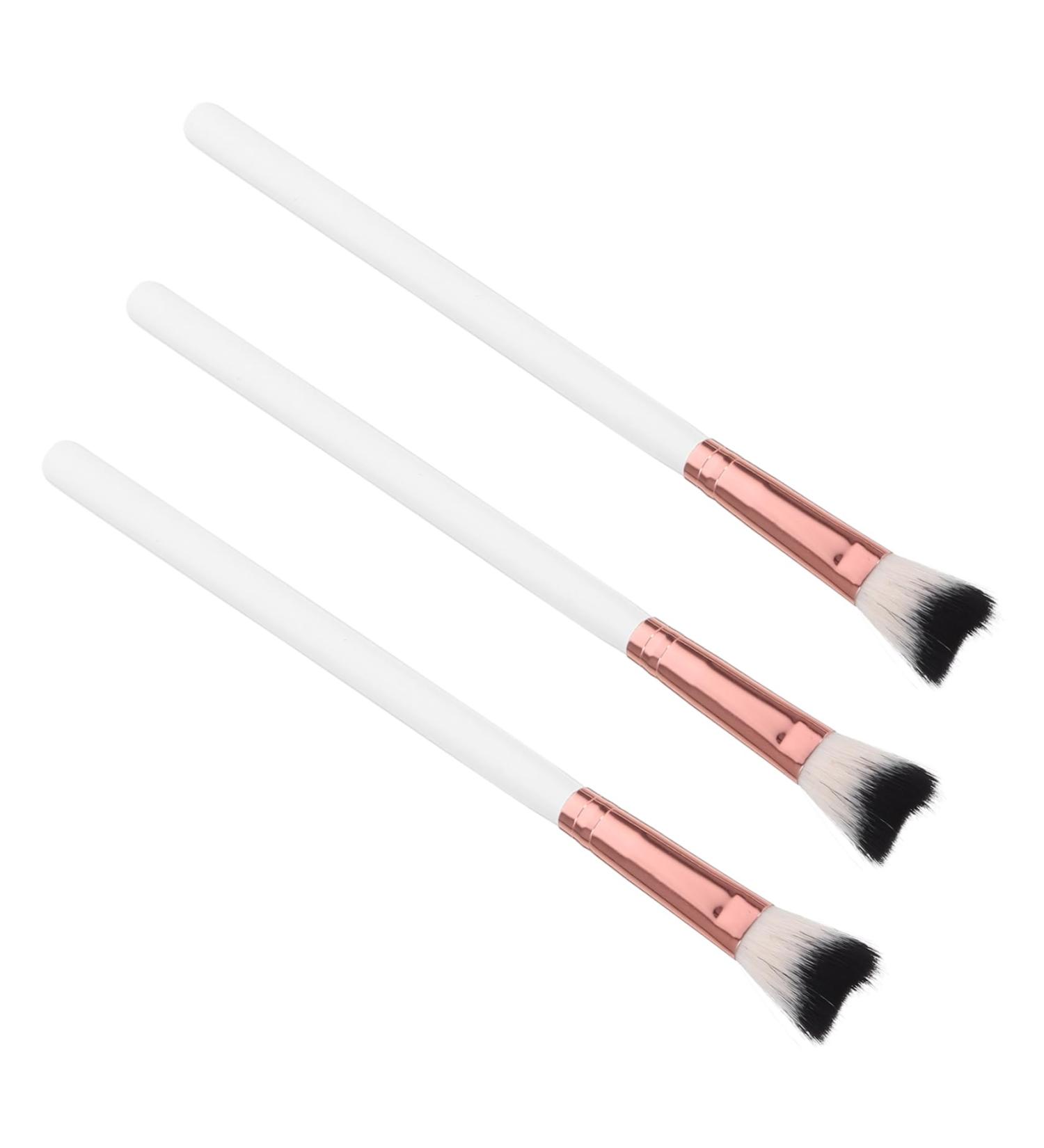 Baluue 3pcs Fish Tail Brush Nose Contour Brushes Highlighter Brush Makeup Brushes Makeup Tool Wooden Handle - Buy Online on GoSupps.com