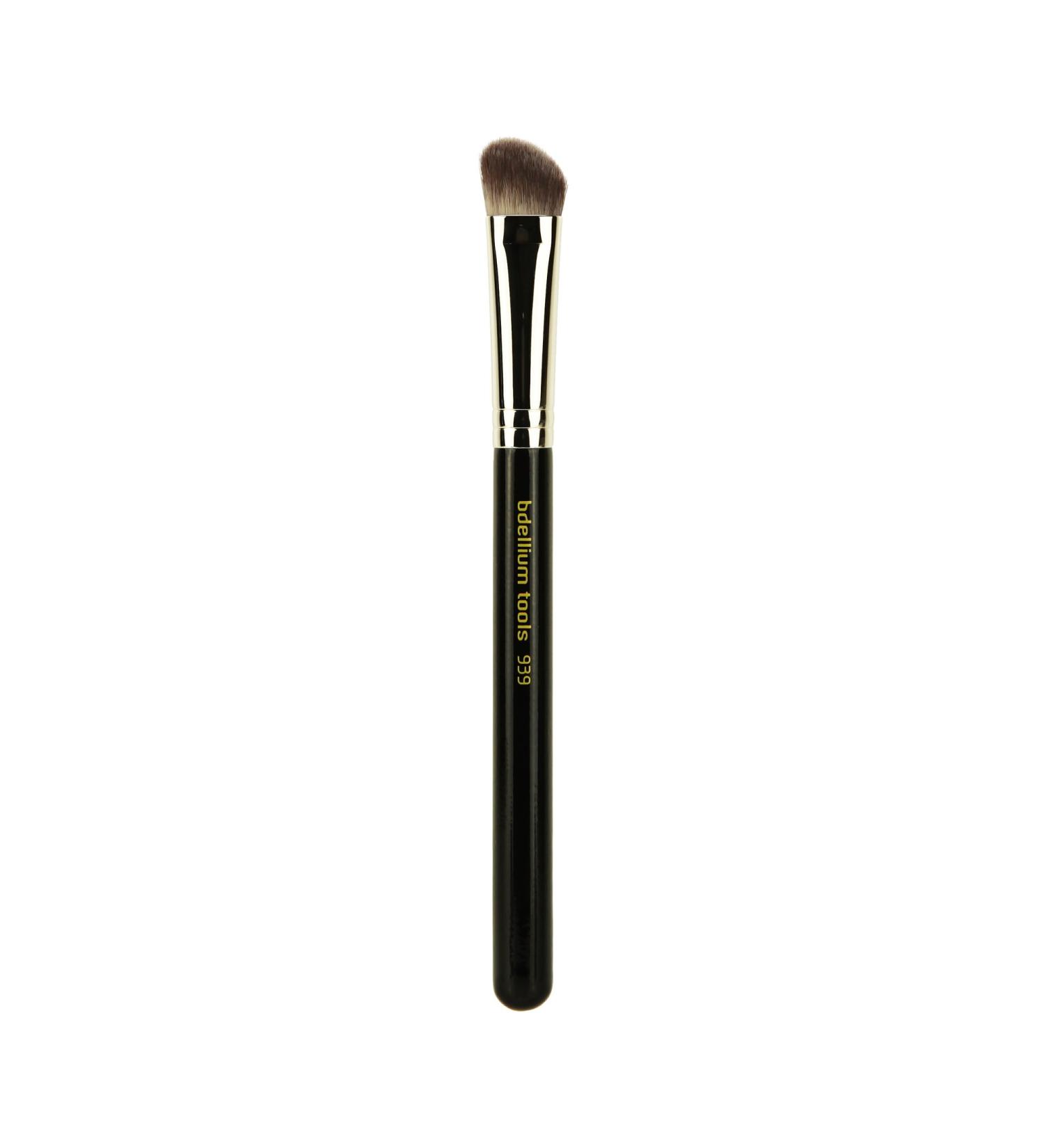 Bdellium Tools Professional Makeup Brush - Maestro Series 939 Slanted Detailer - With Soft Synthetic Fibers For Precise Contouring (Black 1pc)