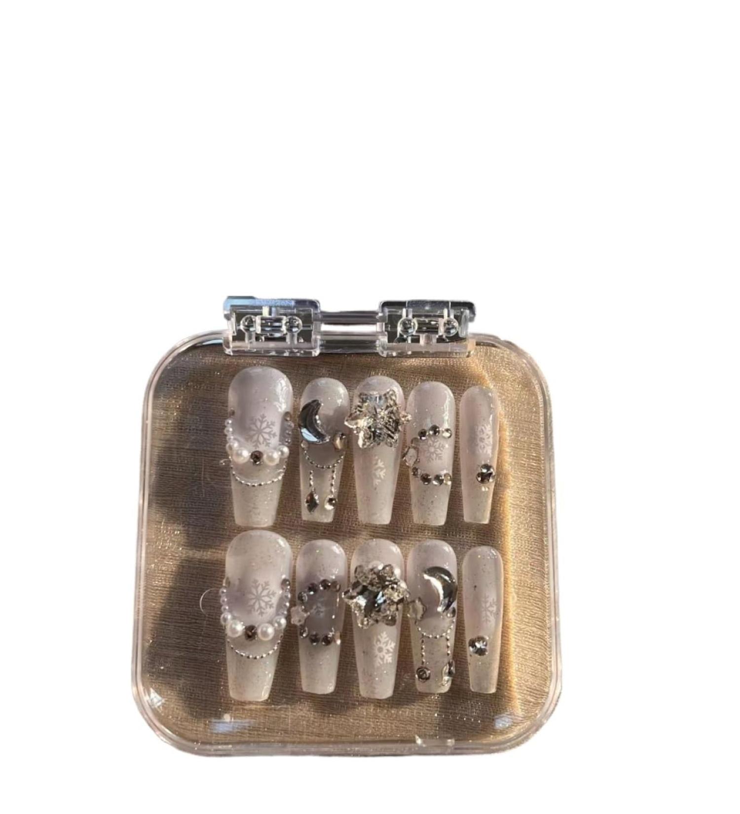 Temperament-enhancing manicure heavy chain hand-worn armor in the world of ice and snow.(S) - Buy Online on GoSupps.com