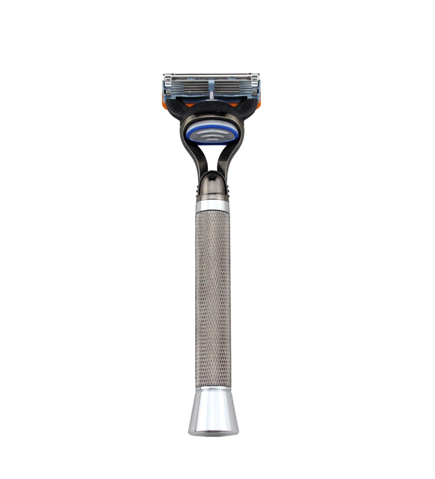 Chrome Metal Anti-Slip Handle Manual Razor - 5 Blades with Microfin Technology | Silver | International Shipping Available - Buy Online on GoSupps.com