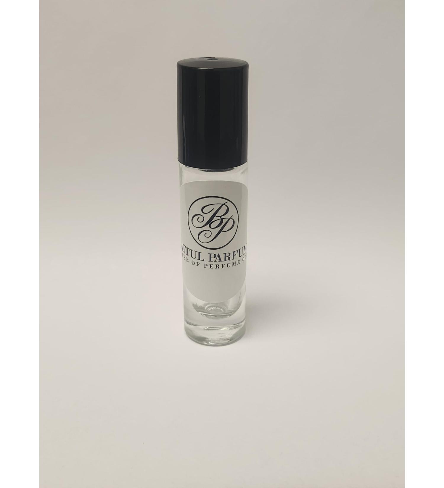 reflection of 3_AM is an AROMATIC SPICY fragrance for men alcohol-free hypoallergenic perfume body oil fragrance
