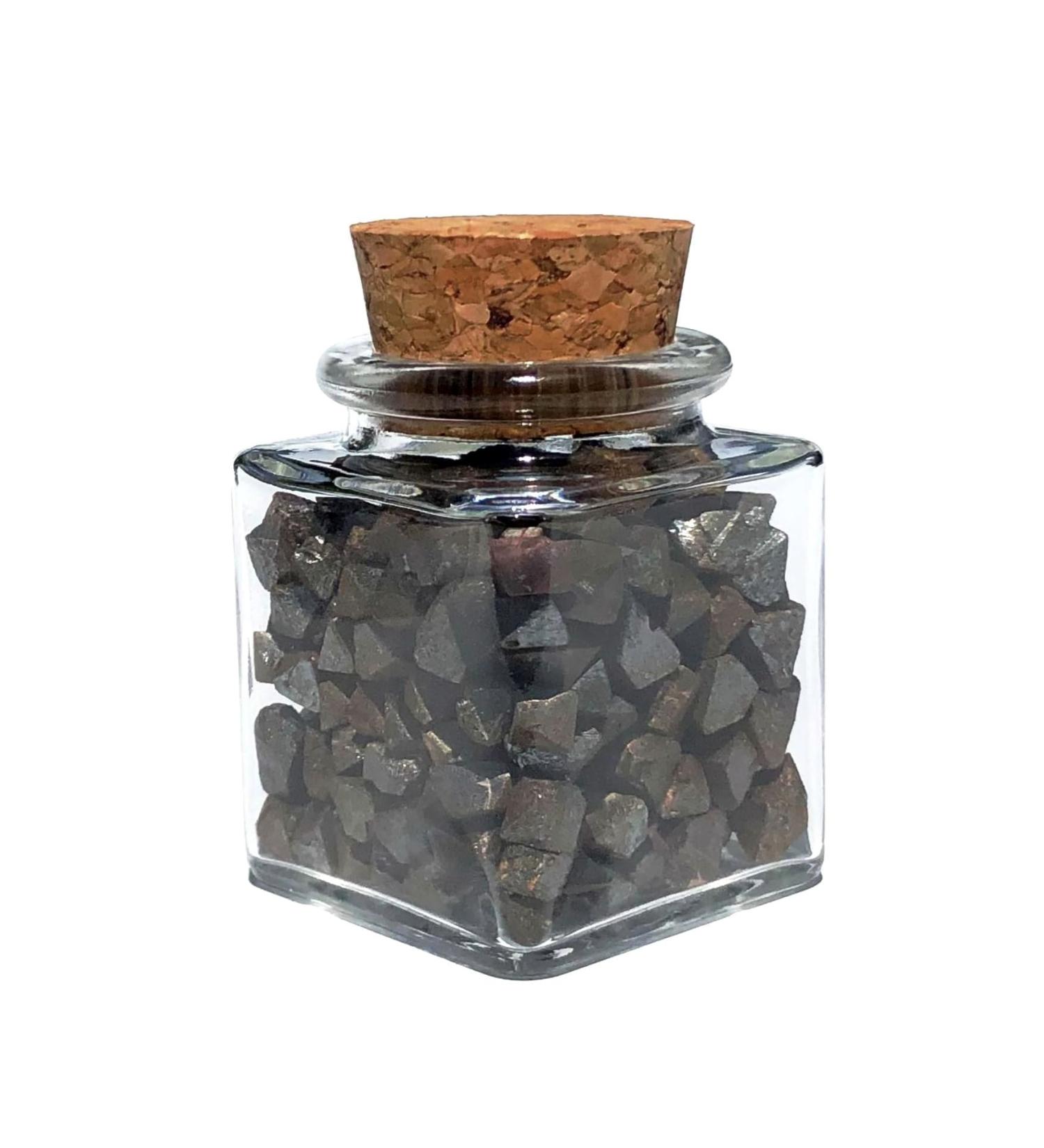 MK pke Magnetite Octahedron - Energy Stone | Rough Magnetite Lodestone in Decorative Glass - International Shipping Available - Buy Online on GoSupps.com
