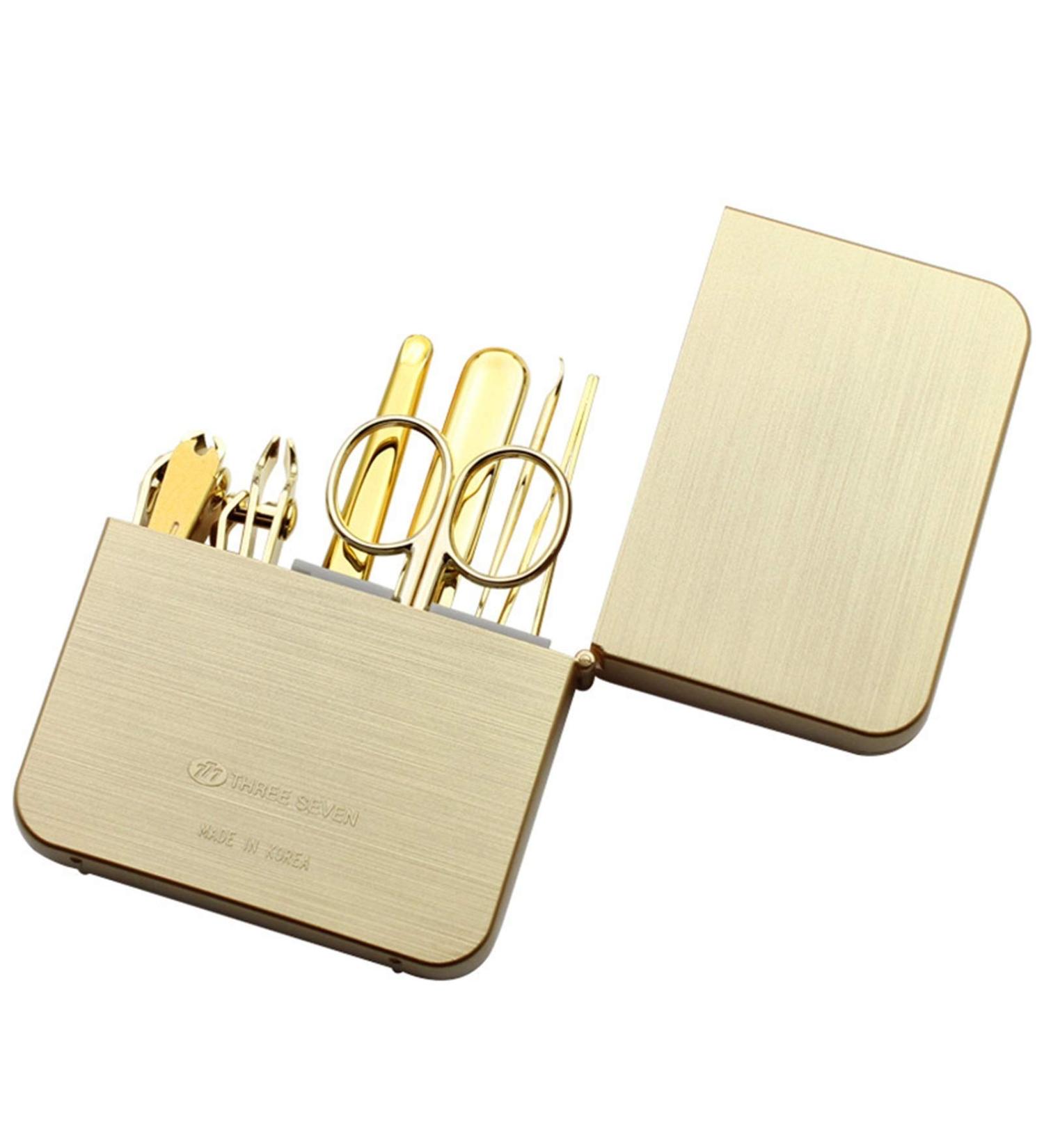 HEXEH Nail clippers set Lighter Style Nail Clippers Trimmers Kit Cuticle Pusher 7 In 1 Pedicure Care Classic Luxury Manicure Tools Manicure Set Gold