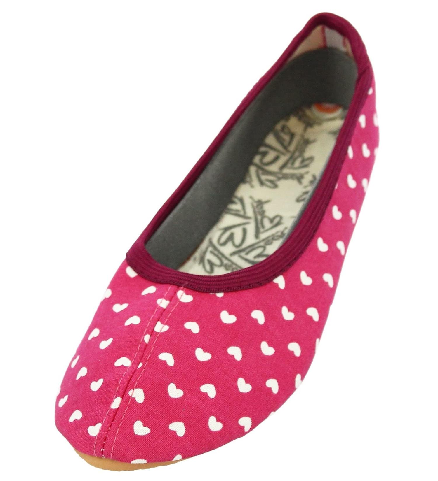 Beck Girls Heart Gymnastics Shoes 24 EU - Pink | International Shipping Available - Buy Online on GoSupps.com