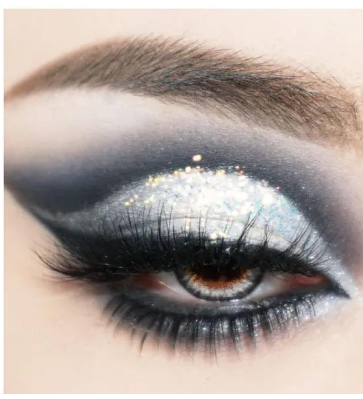 Misrose Cross Border waterproof eyeliner Eyeliner matte quick dry eyeliner single head rich eyeliner (1 2.5g) 1 1 ml (Pack of 1) - Buy Online on GoSupps.com