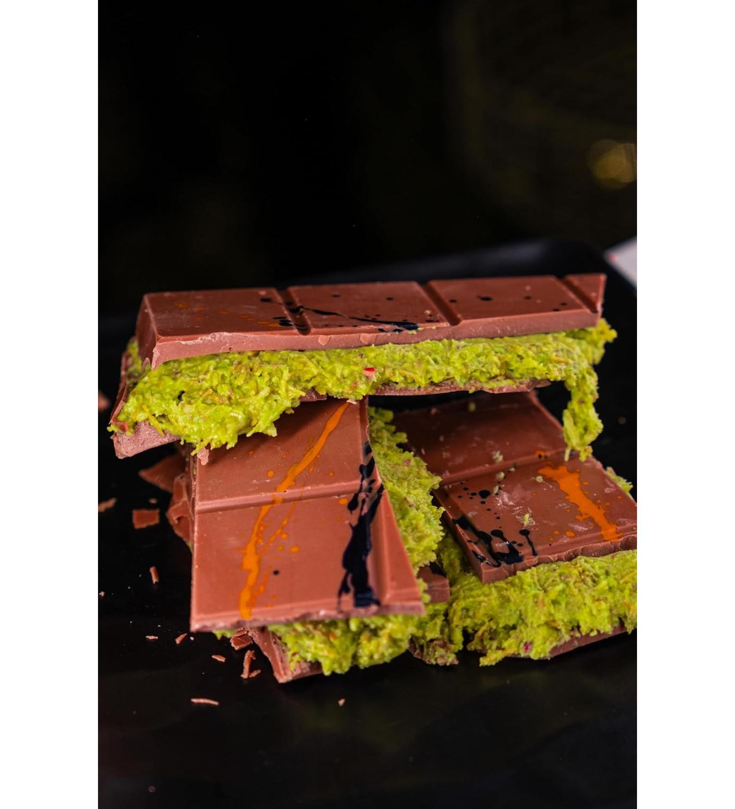  Gypsy Girl Dubai Chocolate Bar Pistachio Knife Dubai Kunefe Chocolate with lots of kadayif Viral Dubai Pistachio Chocolate Bar 200g - 0.44lb 1 chocolate bar - Buy Online on GoSupps.com