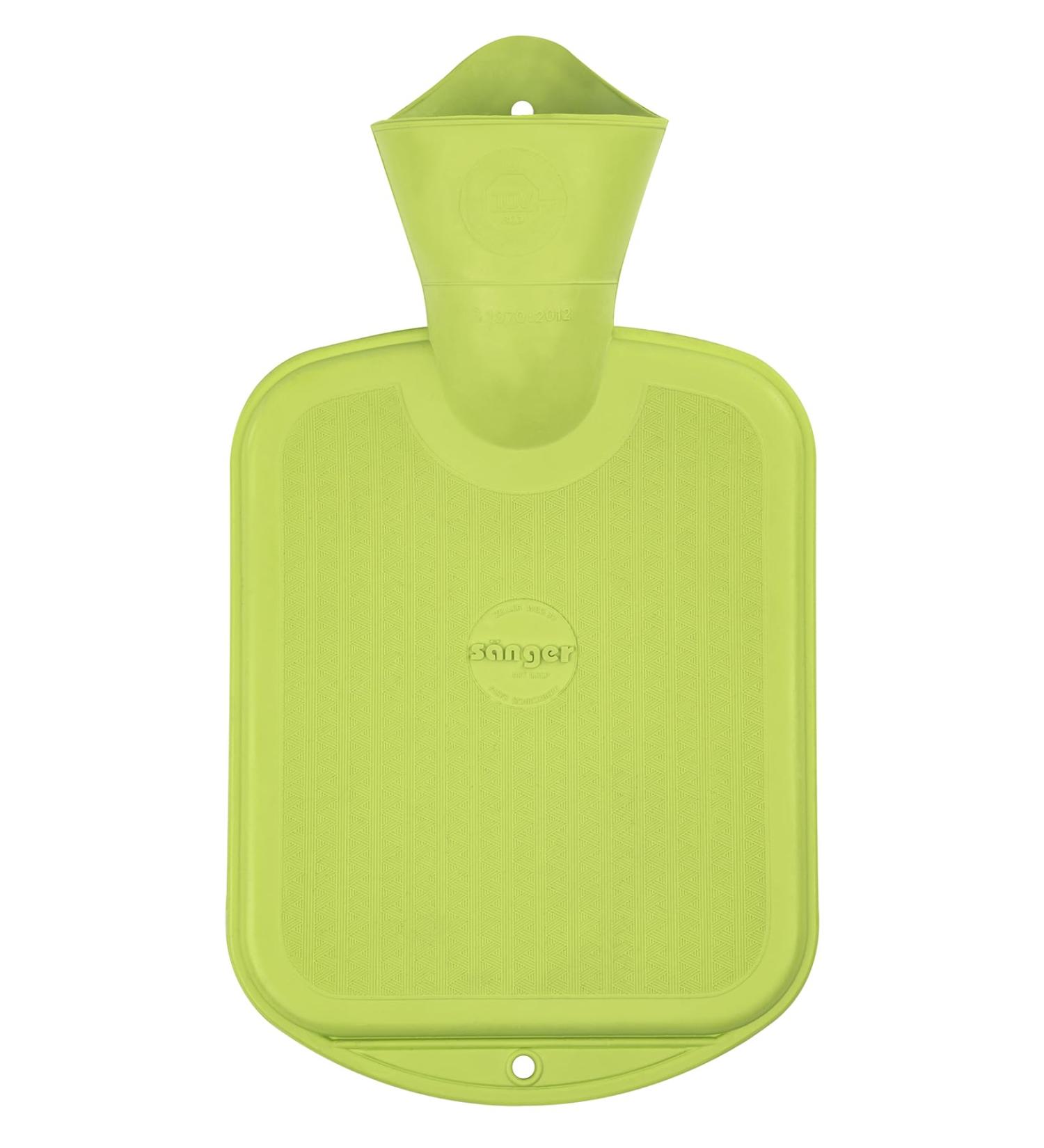 S nger FSC 100% 0.8 litre rubber hot water bottle colour: green