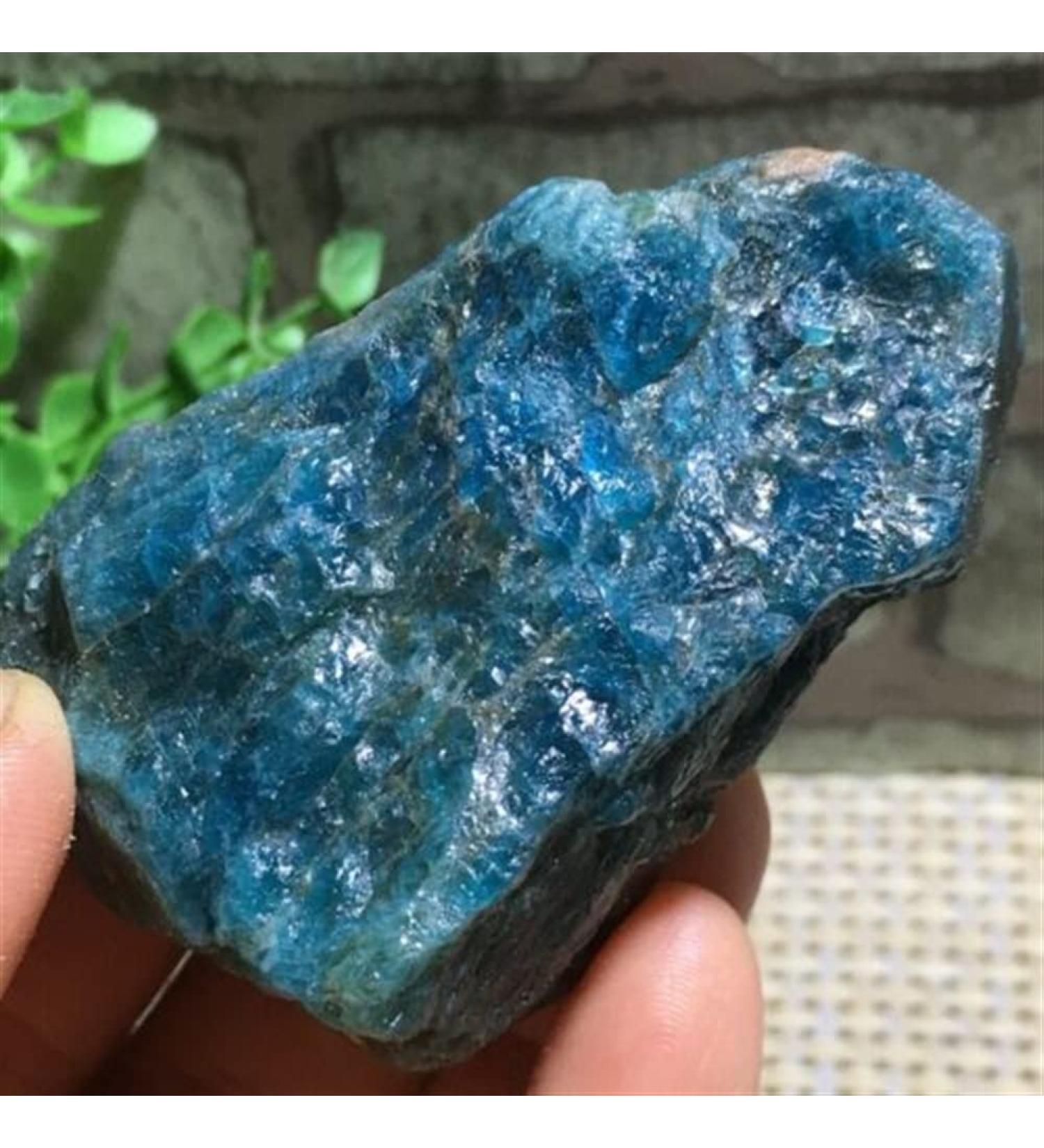 Blue Green Apatite Crystal Stone Natural Rough Specimen Suitable for Home Natural Stone Ornaments (Size : 80-100g) - Buy Online on GoSupps.com