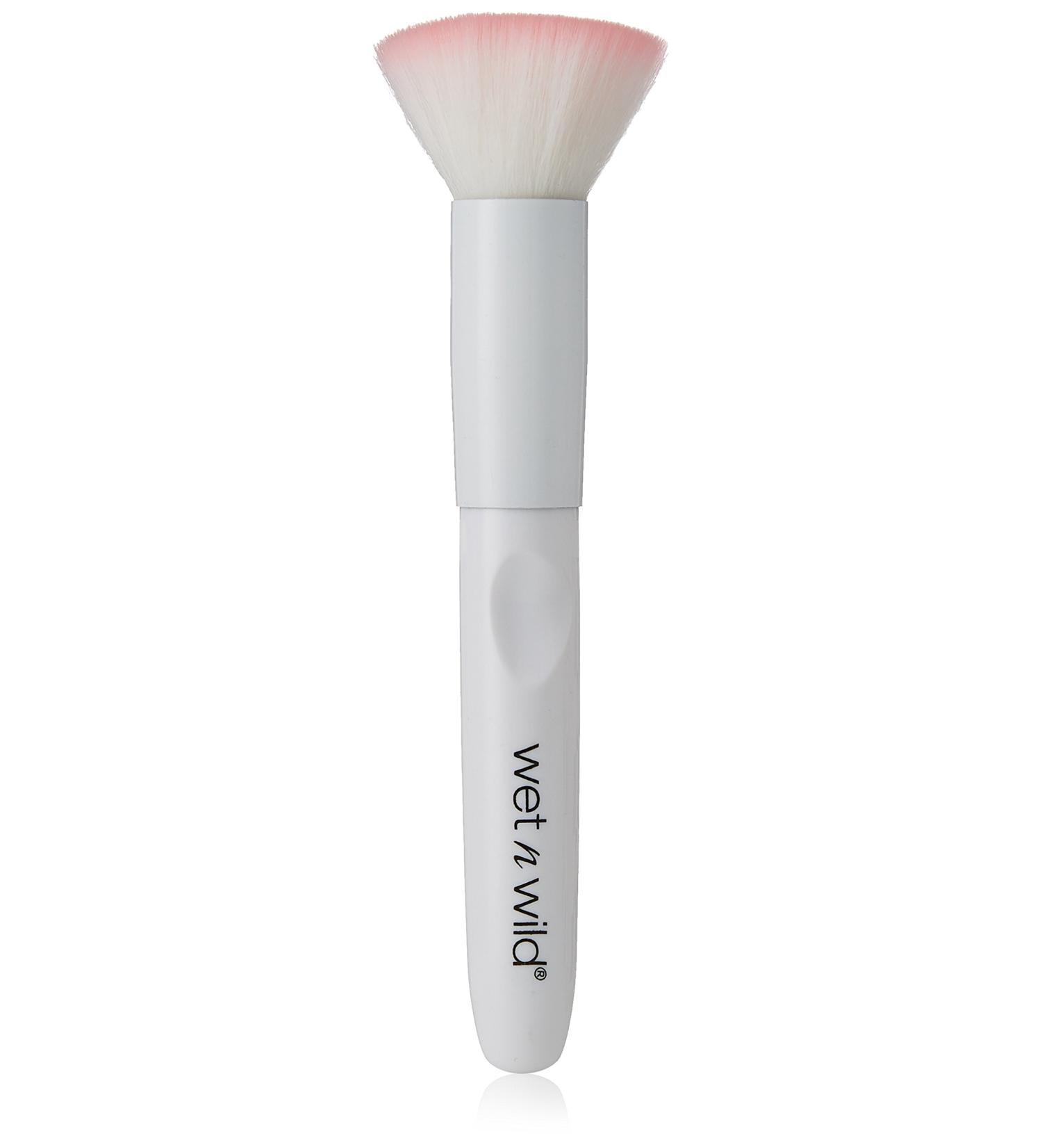 Wet N Wild Make Up Brush Flat Brush - 10 Gr - Buy Online on GoSupps.com
