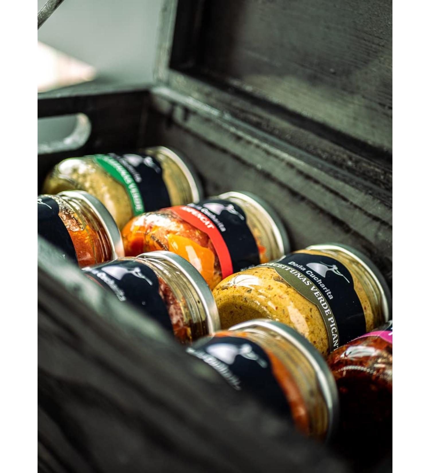 Do a Cucharita SELECTION BOX Dona Blade ARTISANO. 170GR x 4 A. PERICAN+DRIED TOMATO+DRIED TOMATO PATE+DRY TOMATO+PICANTET - Buy Online on GoSupps.com