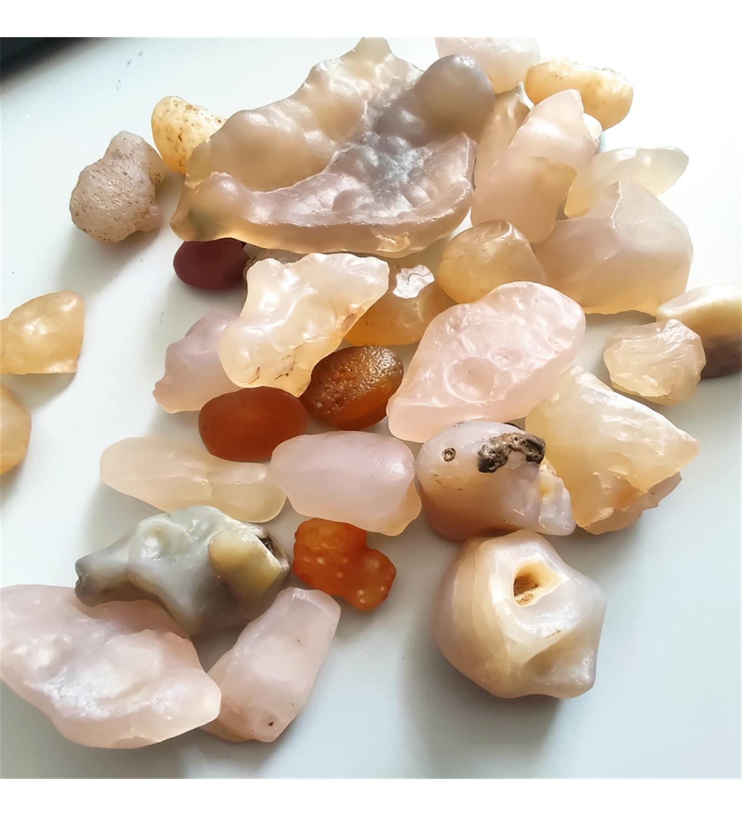 Natural Crystal Rough 100g Natural Rough Agate Alxa League Gobi Agate Jewelry Processing Materials Decorative Stones for Household Fish Tanks Crystal Random size 100g - Buy Online on GoSupps.com