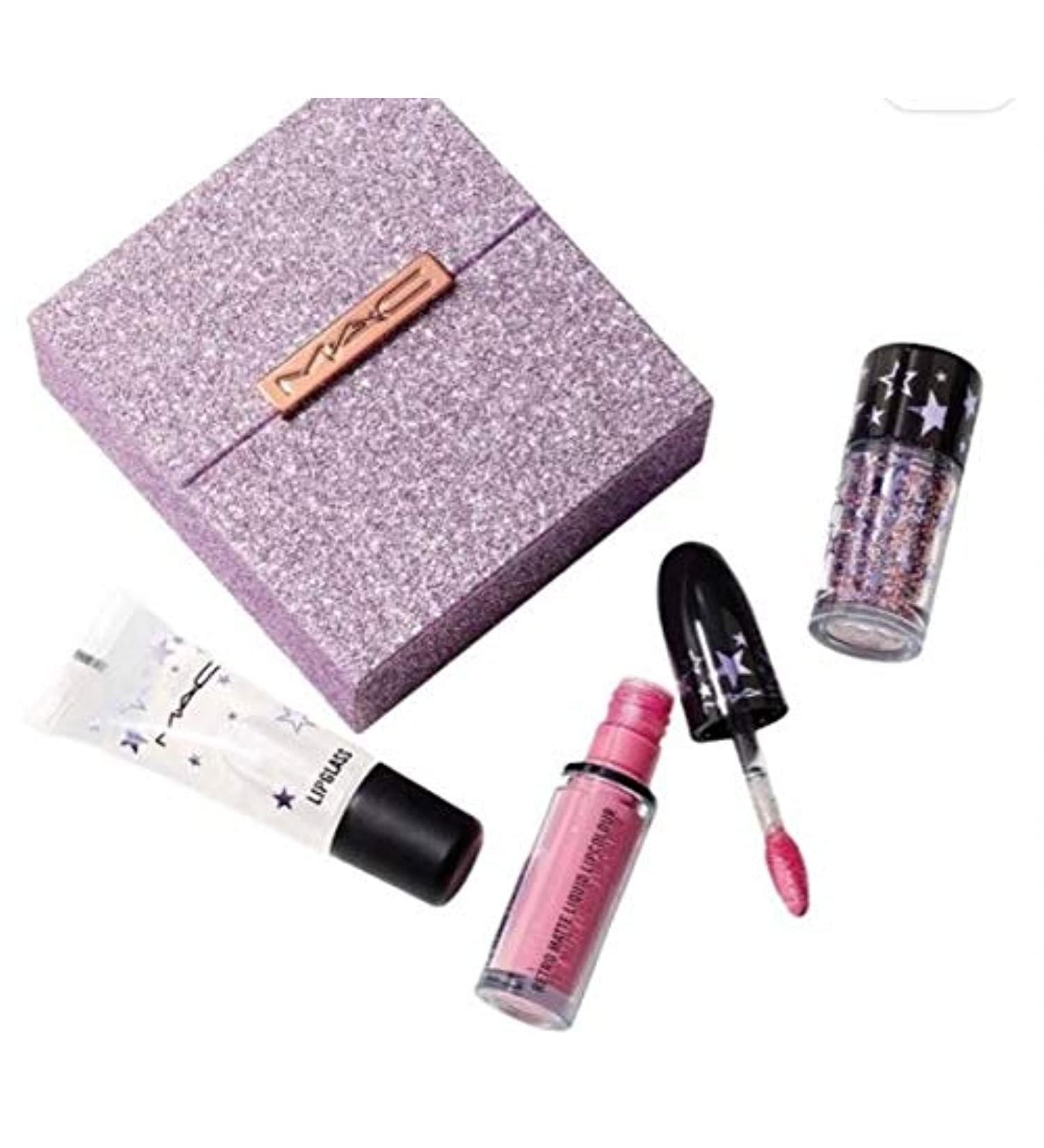 M.A.C. Cosmetics Holiday Shining Moment Kit Fuchsia - International Shipping Available | Best Makeup Gifts - Buy Online on GoSupps.com