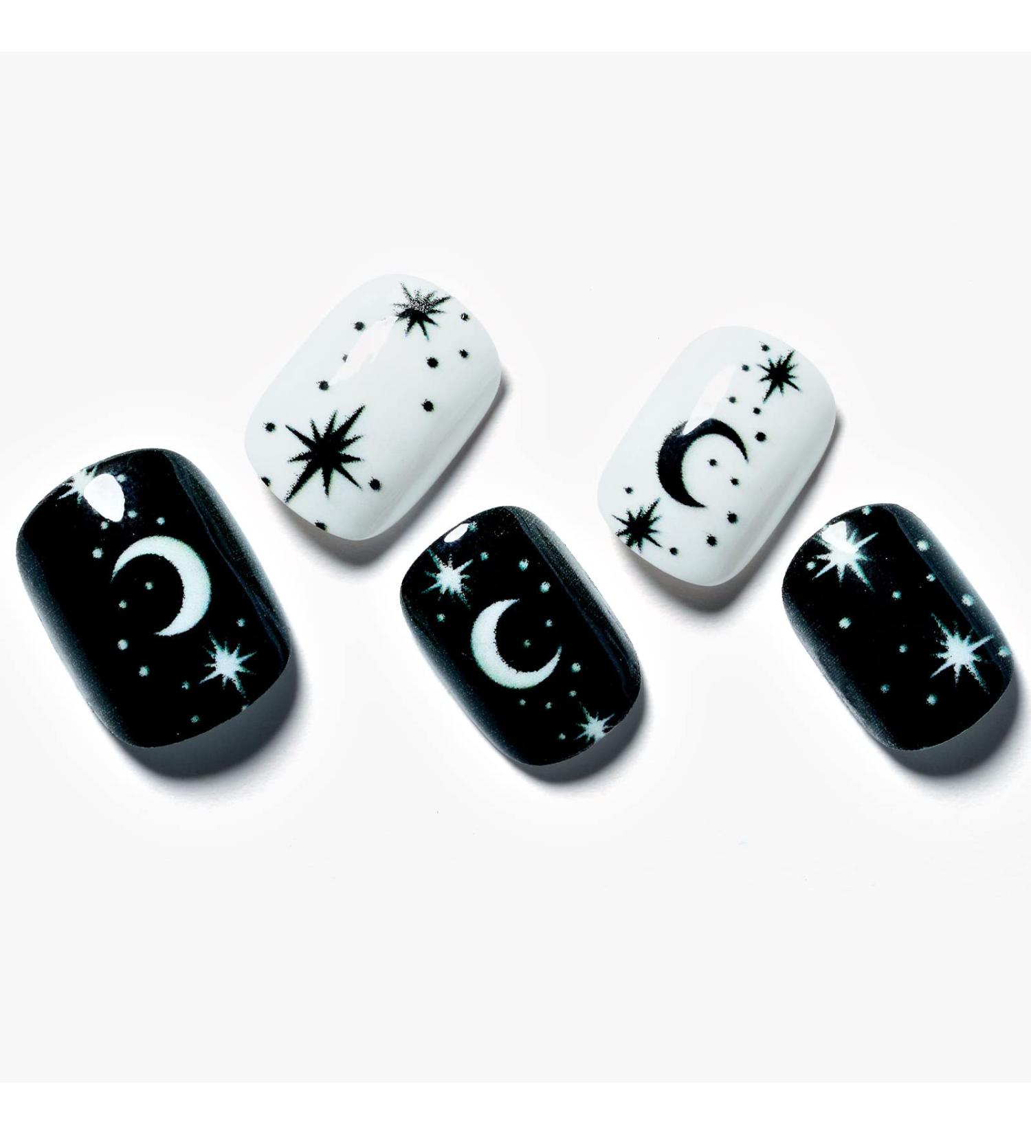 GLAMERMAID Black White Stars Press On Nails - 24 Pcs Short Round Fake Nails | Squoval UV Acrylic False Nail Kit for Women | Reusable Full Cover Static Nails - Buy Online on GoSupps.com