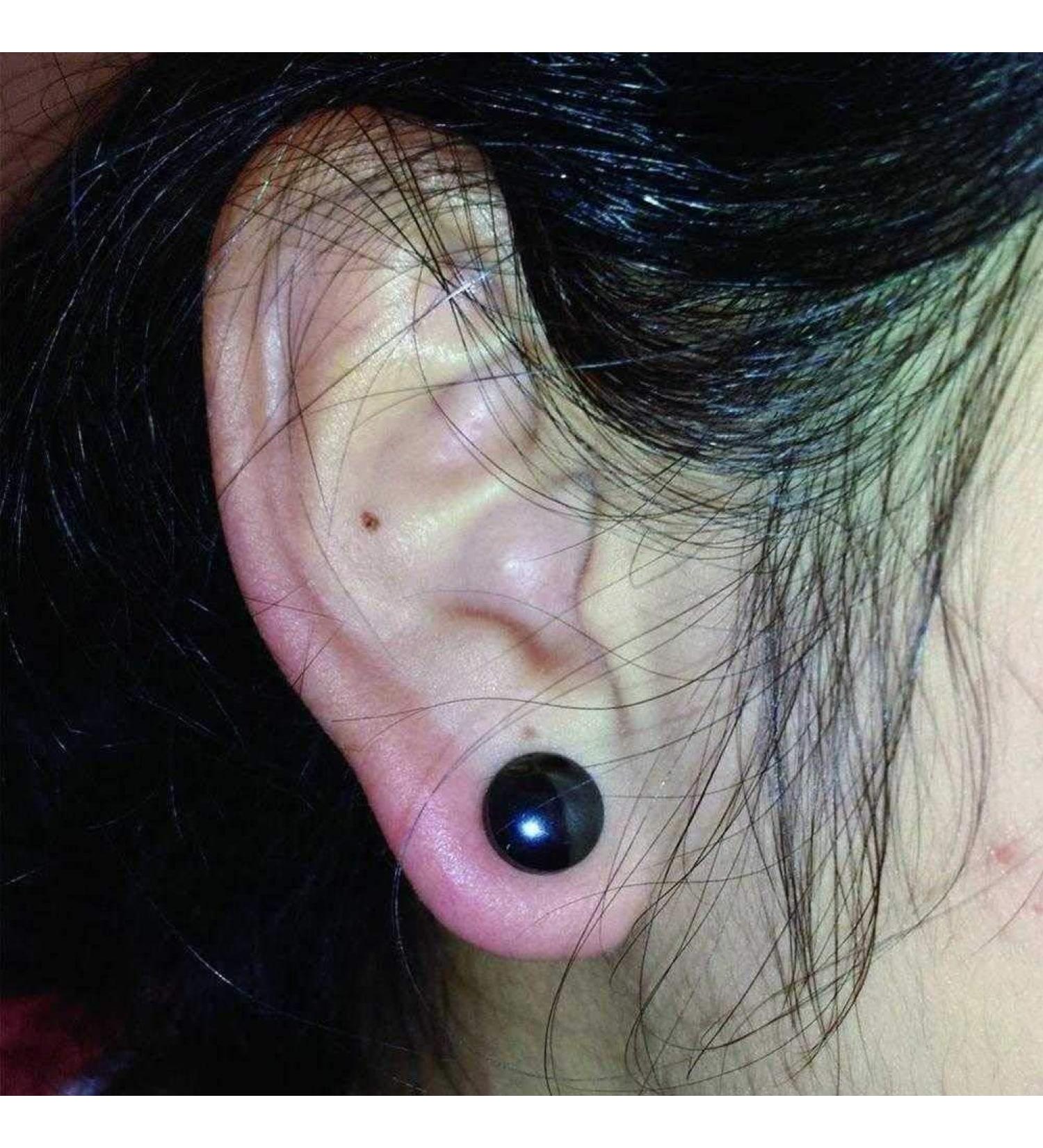 Kitpipi Weight Loss Earrings - Black Magnetic Acupressure for Health & Weight Management - 1 Pair - Buy Online on GoSupps.com