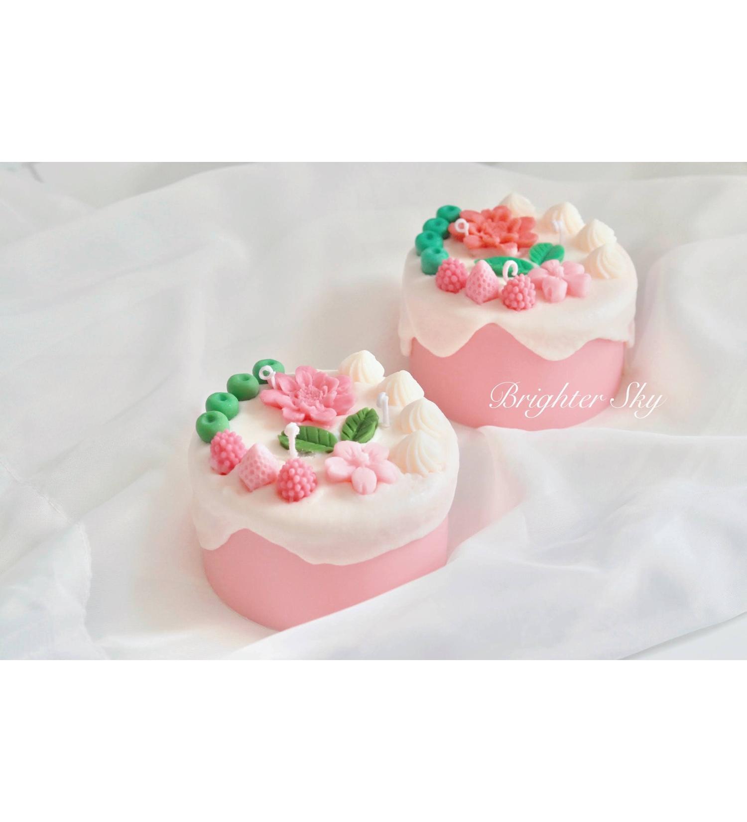 Buy 3 Wick French Vanilla Cake Candle - Handmade Soy & Palm Wax Aromatherapy Gift for Women | Perfect for Birthdays & Mother s Day - Buy Online on GoSupps.com