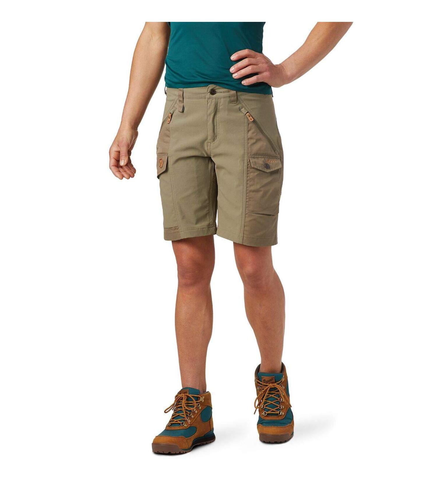 Fj llr ven Women's Nikka Curved Shorts W 42 - Olive Green Lightweight Outdoor Shorts | International Shipping Available - Buy Online on GoSupps.com